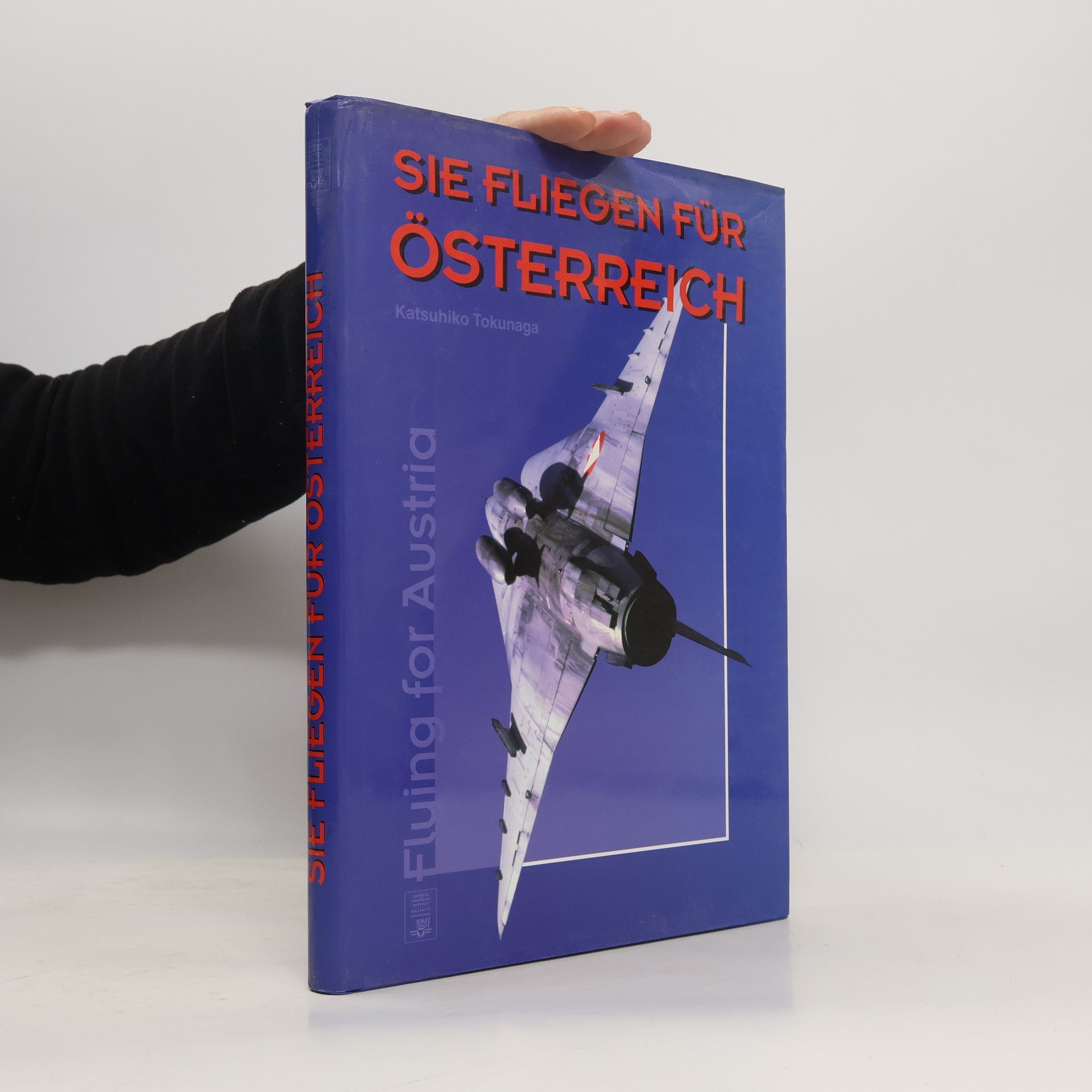 Katsuhiko Tokunaga Sie fliegen für Österreich