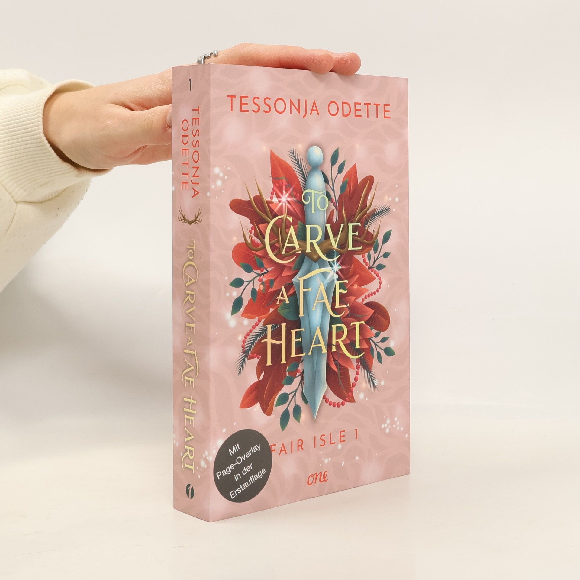 Tessonja Odette To Carve a Fae Heart - Fair Isle 1