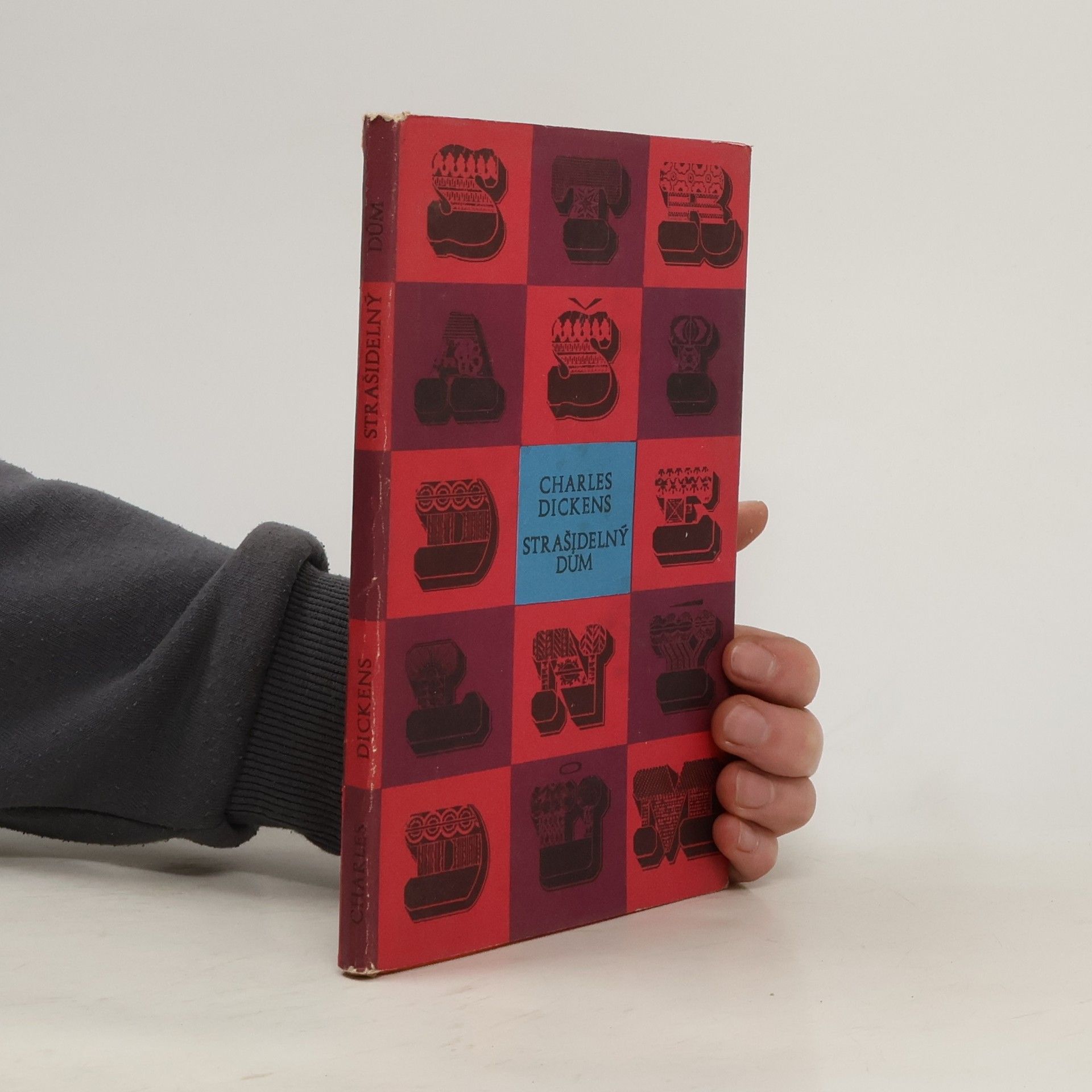 Charles Dickens Strašidelný dům