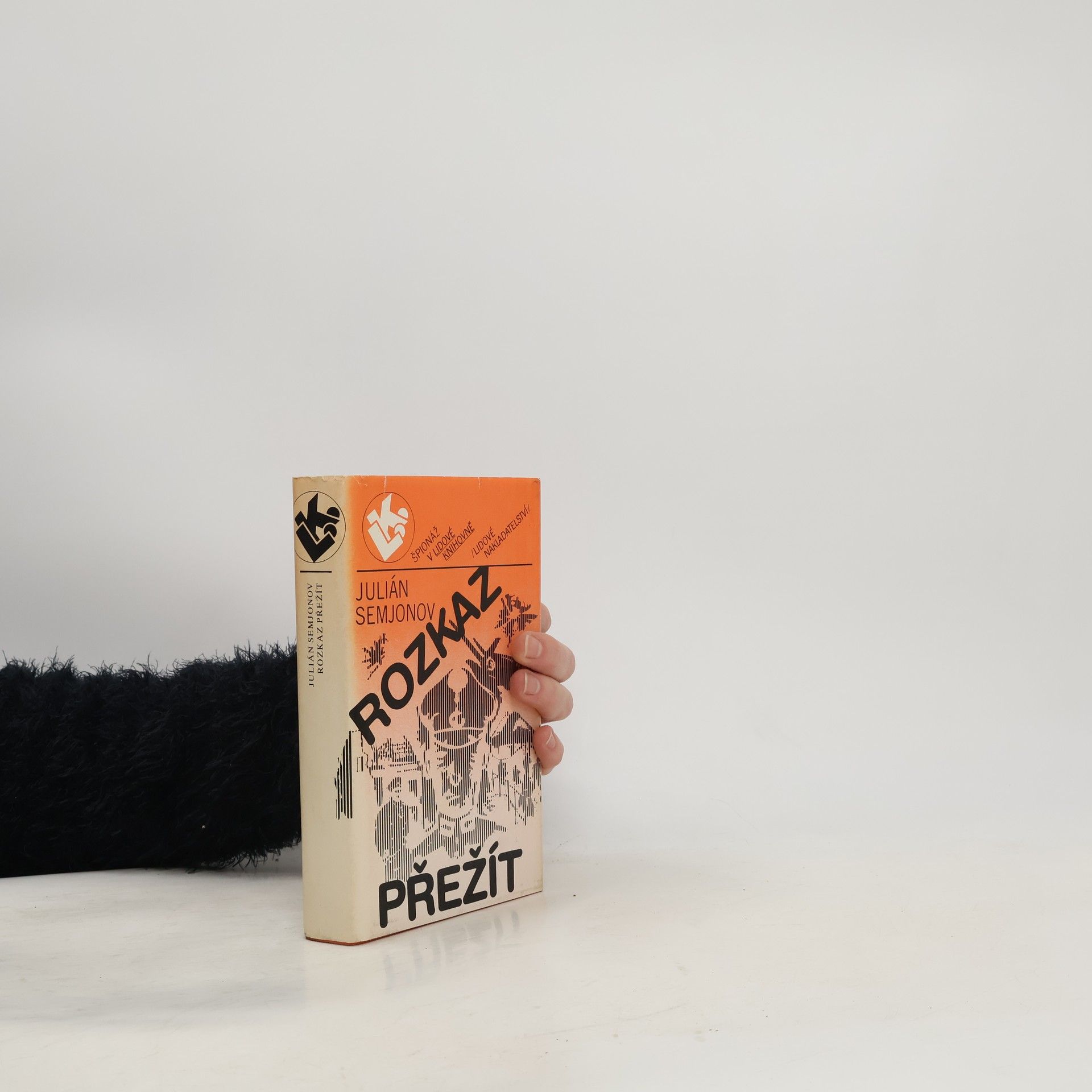 Julian Semjonov Rozkaz přežít