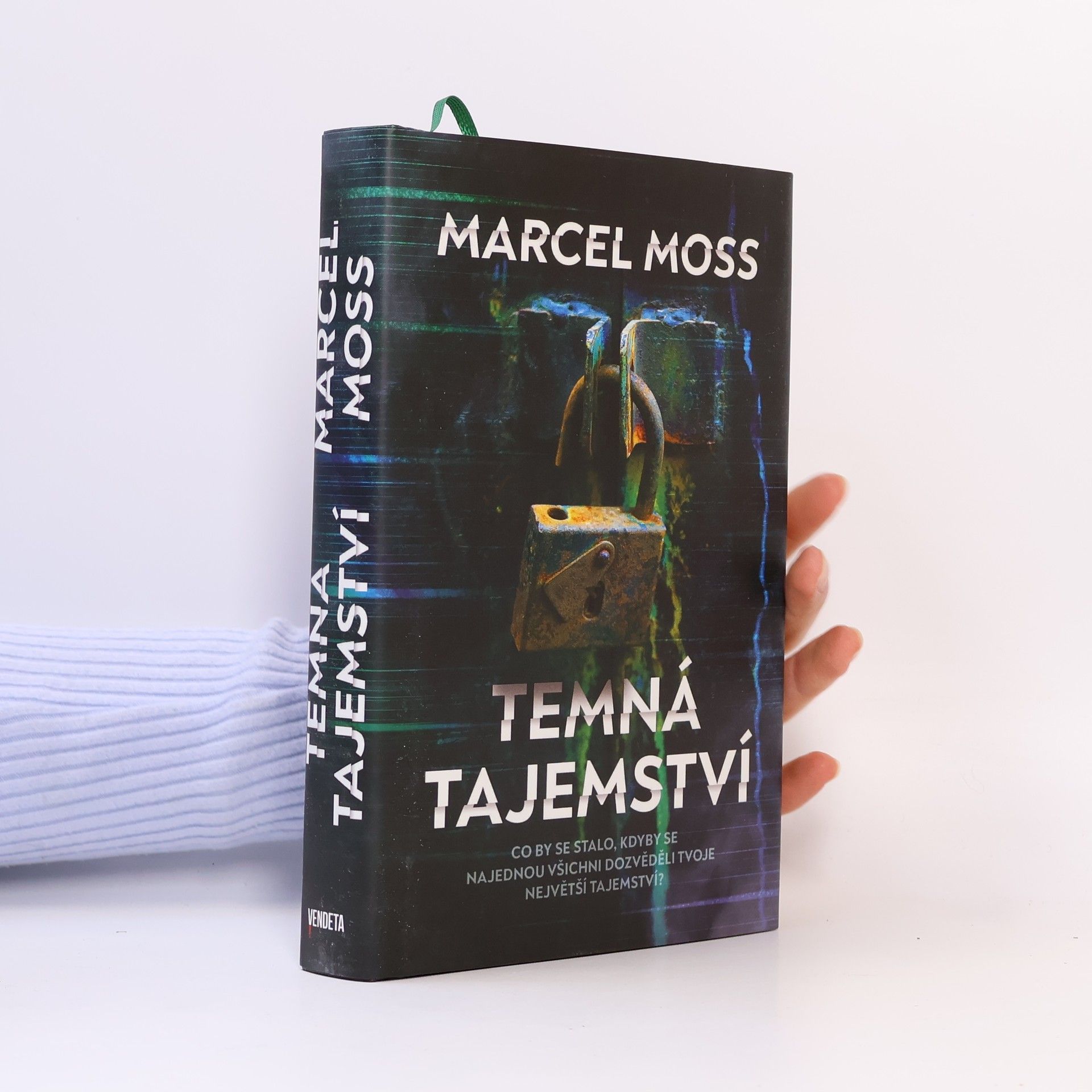 Marcel Moss Temná tajemství