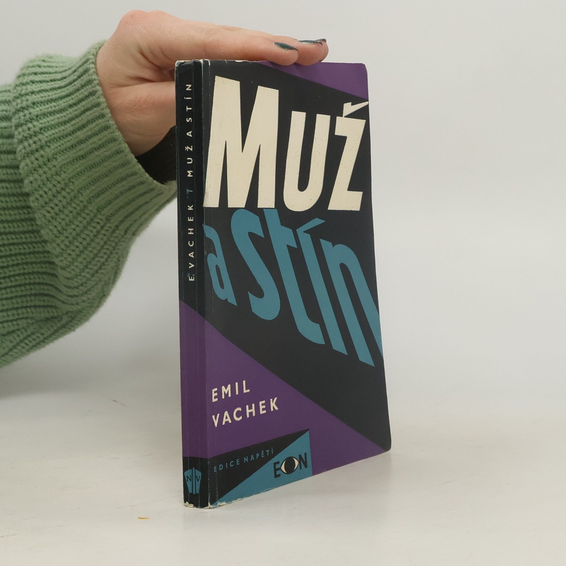 Emil Vachek Muž a stín