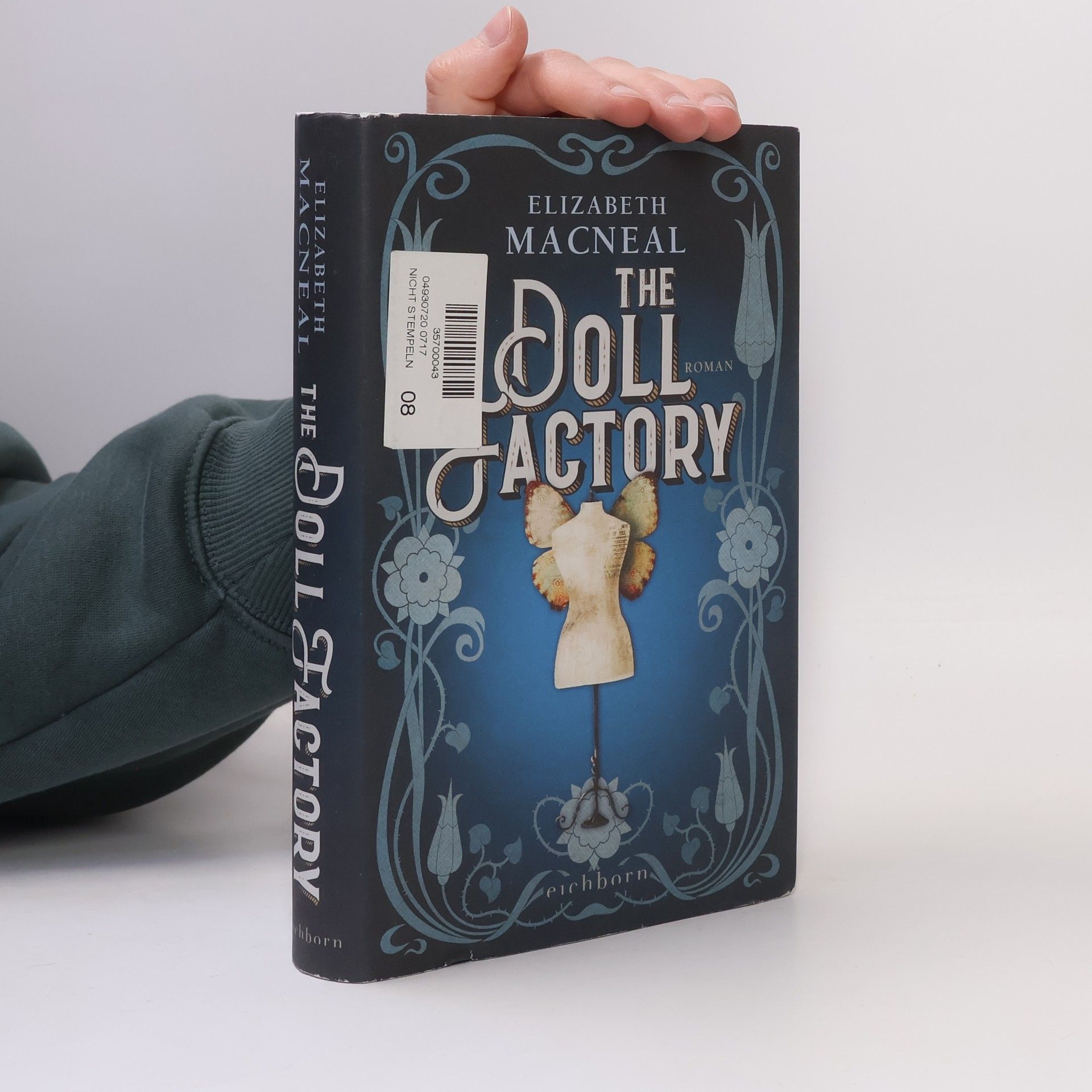 Elizabeth McNeal The doll factory