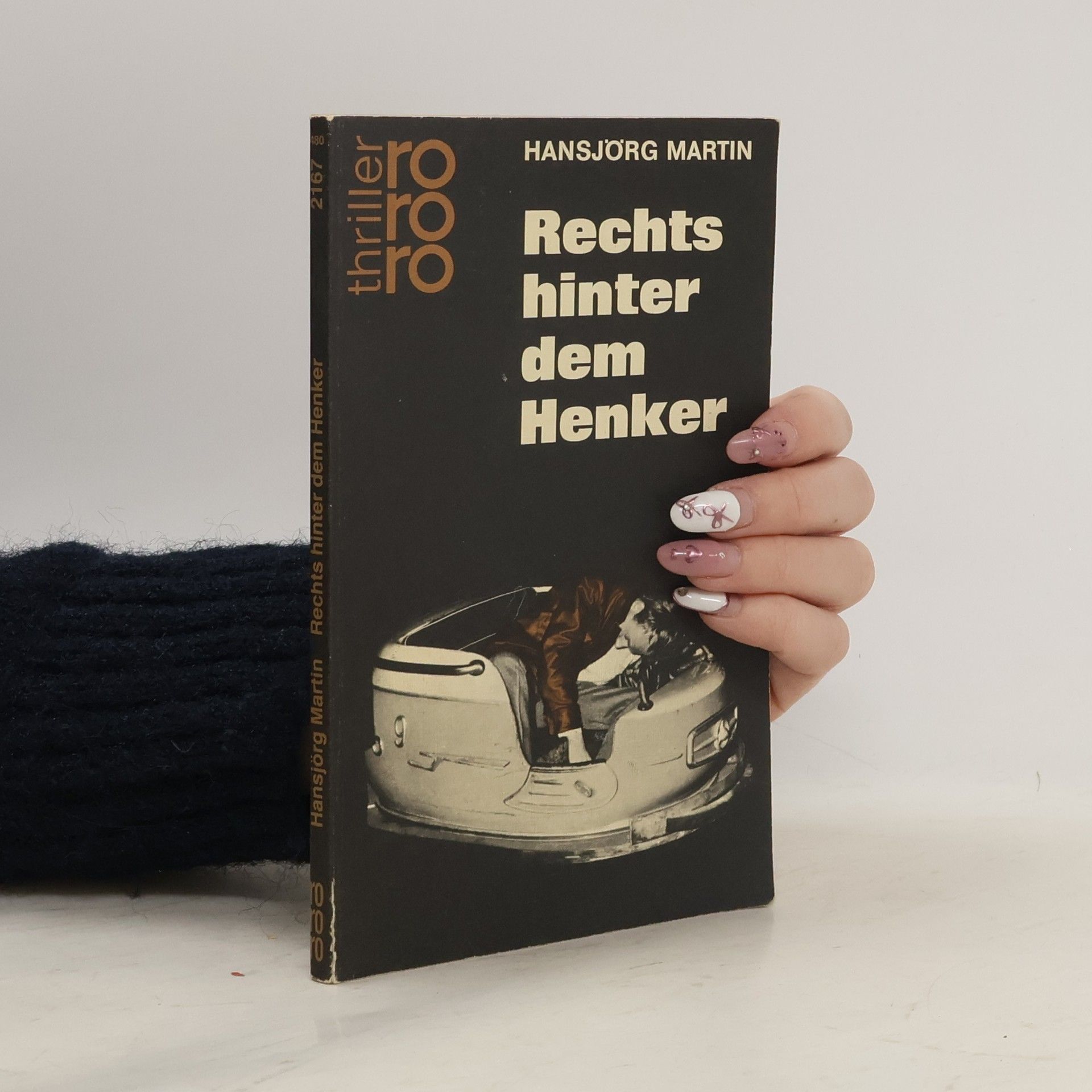 Hansjörg Martin Rechts hinter dem Henker