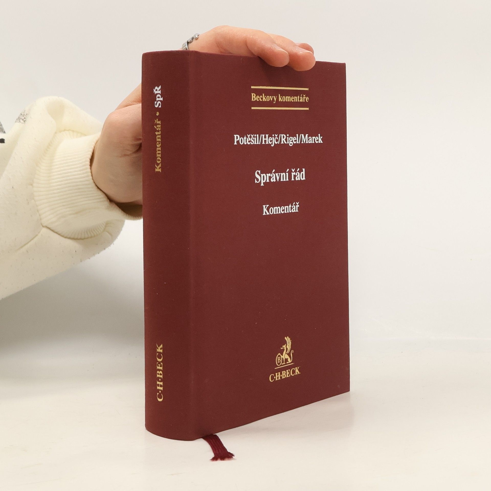 Potěšil Beckovy komentáře: Správní řád