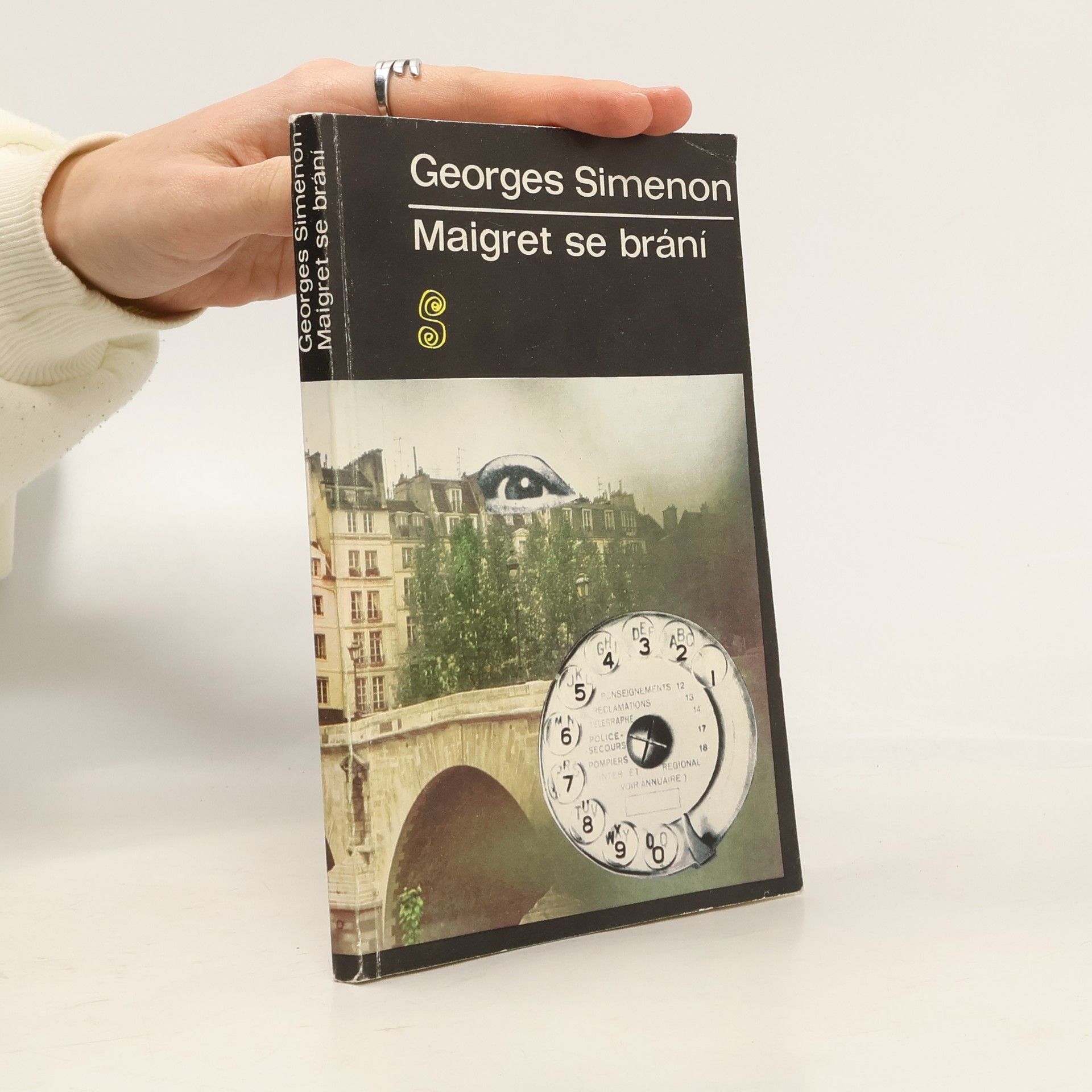 Georges Simenon Maigret se brání