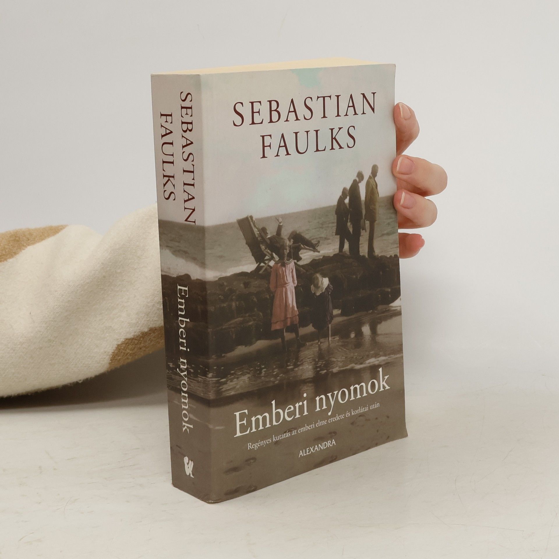 Sebastian Faulks Emberi nyomok