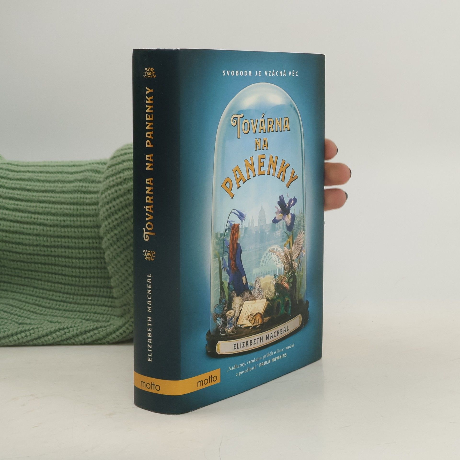 Elizabeth McNeal Továrna na panenky