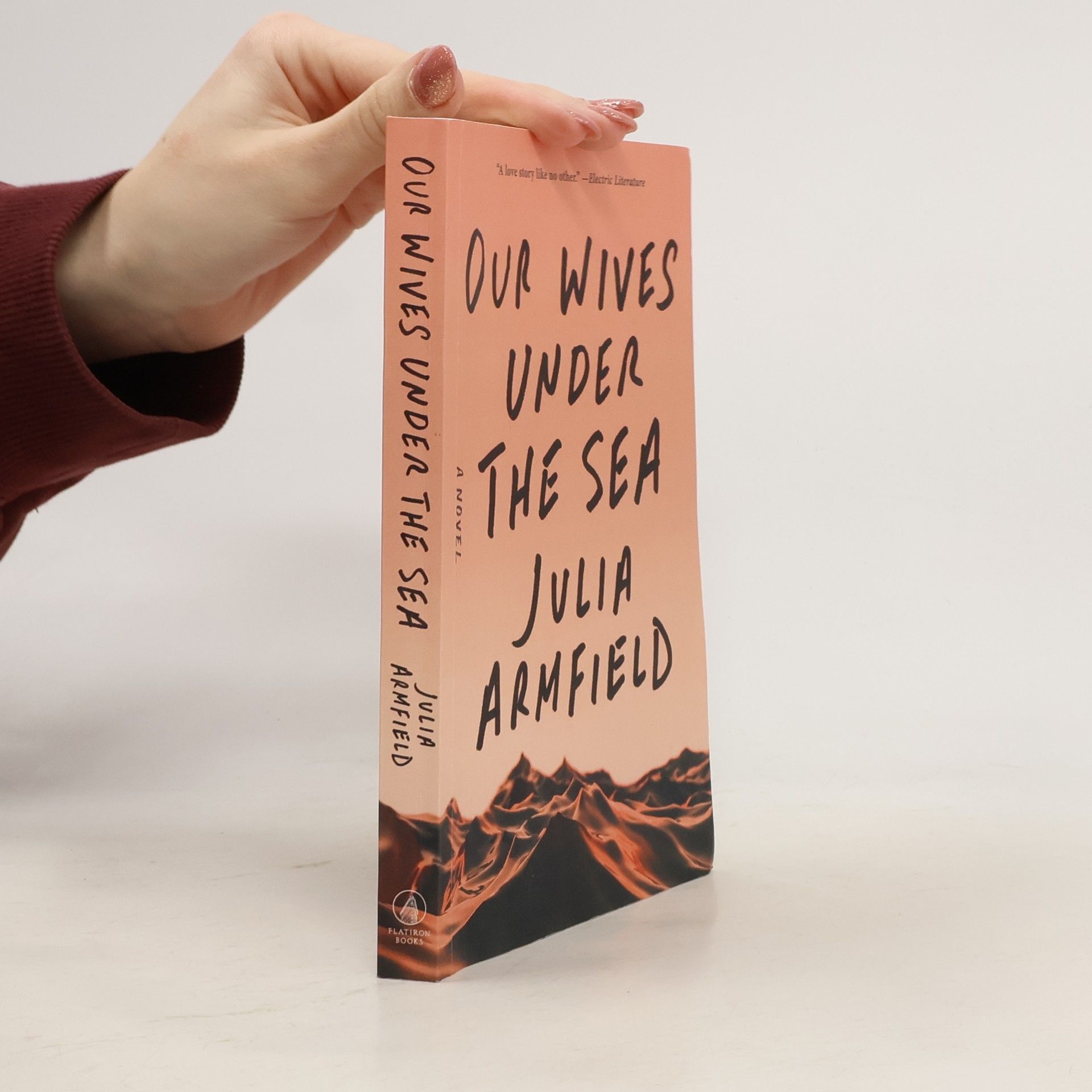 Julia Armfield Our Wives Under the Sea