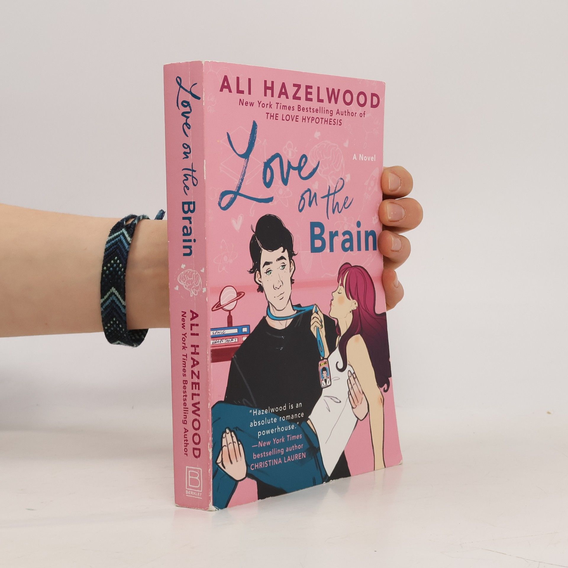 Ali Hazelwood Love on the Brain