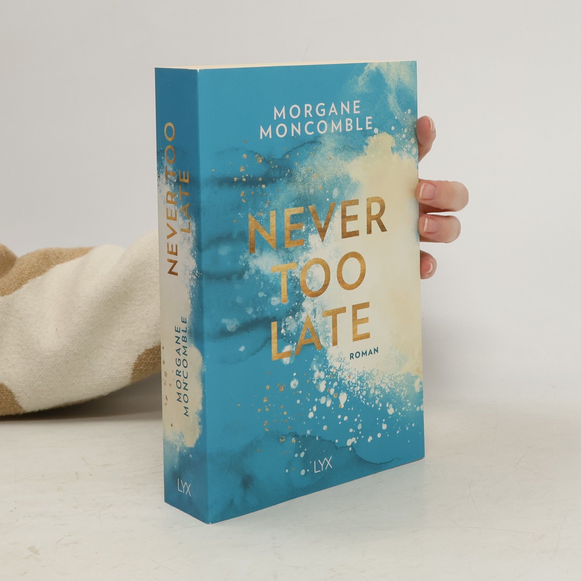 Morgane Moncomble Never Too Late