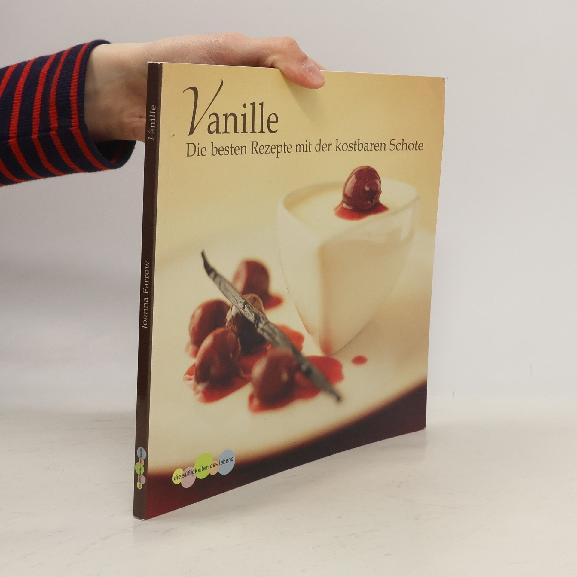 Christina Nicholson Vanille