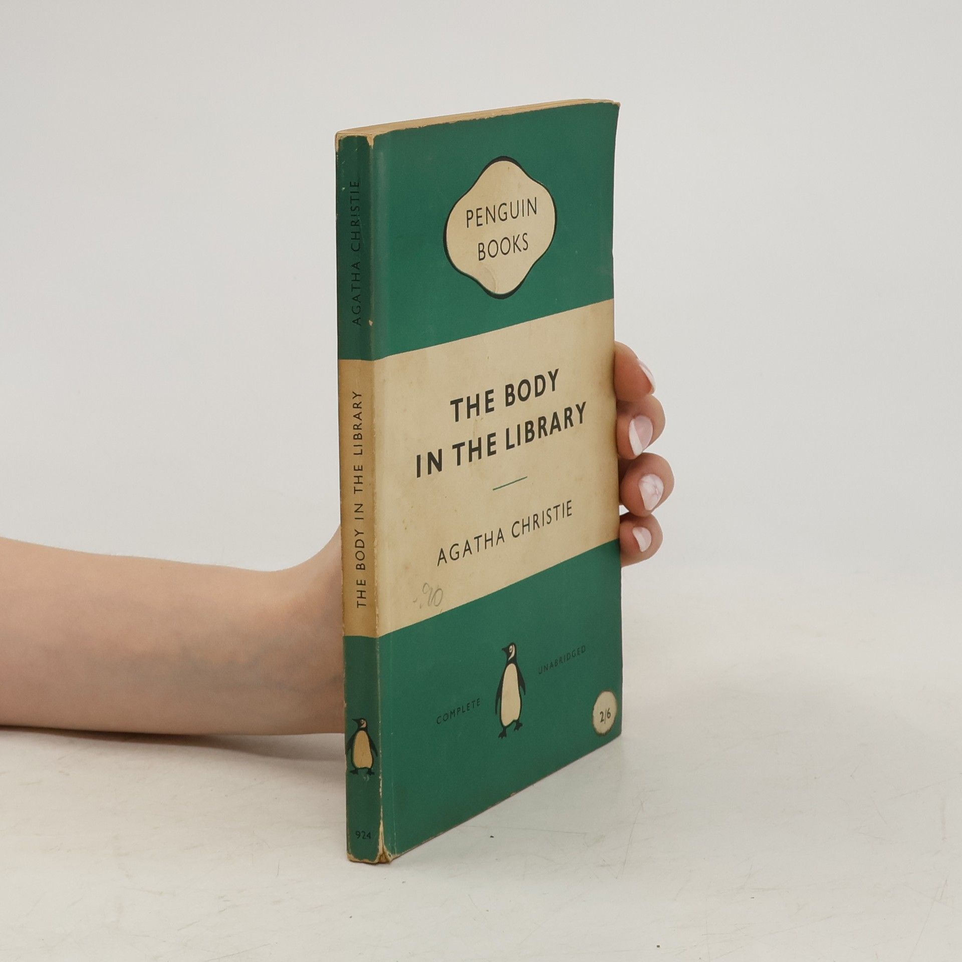 Agatha Christie The Body in the Library