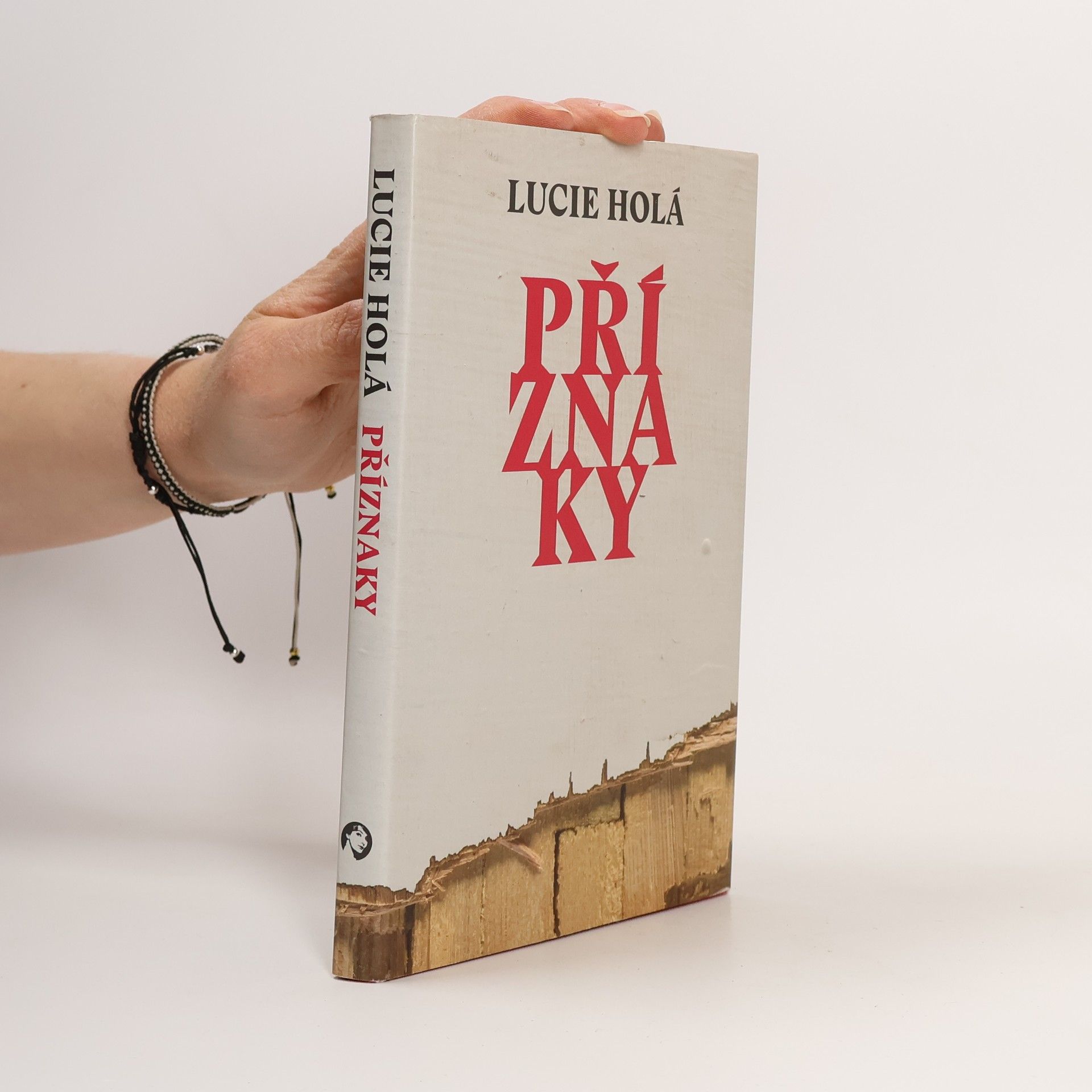 Lucie Holá Příznaky