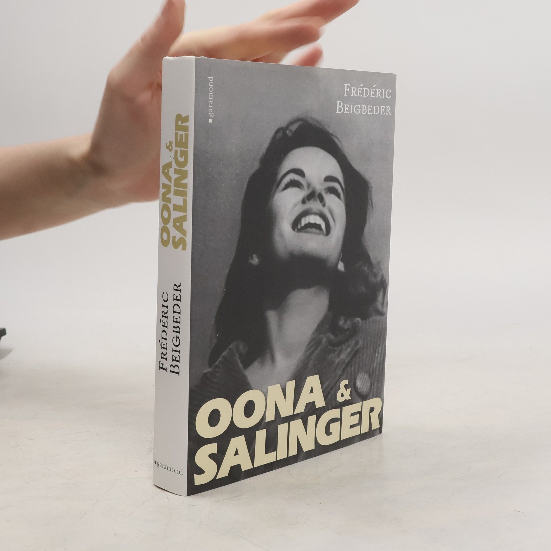 Frédéric Beigbeder Oona & Salinger