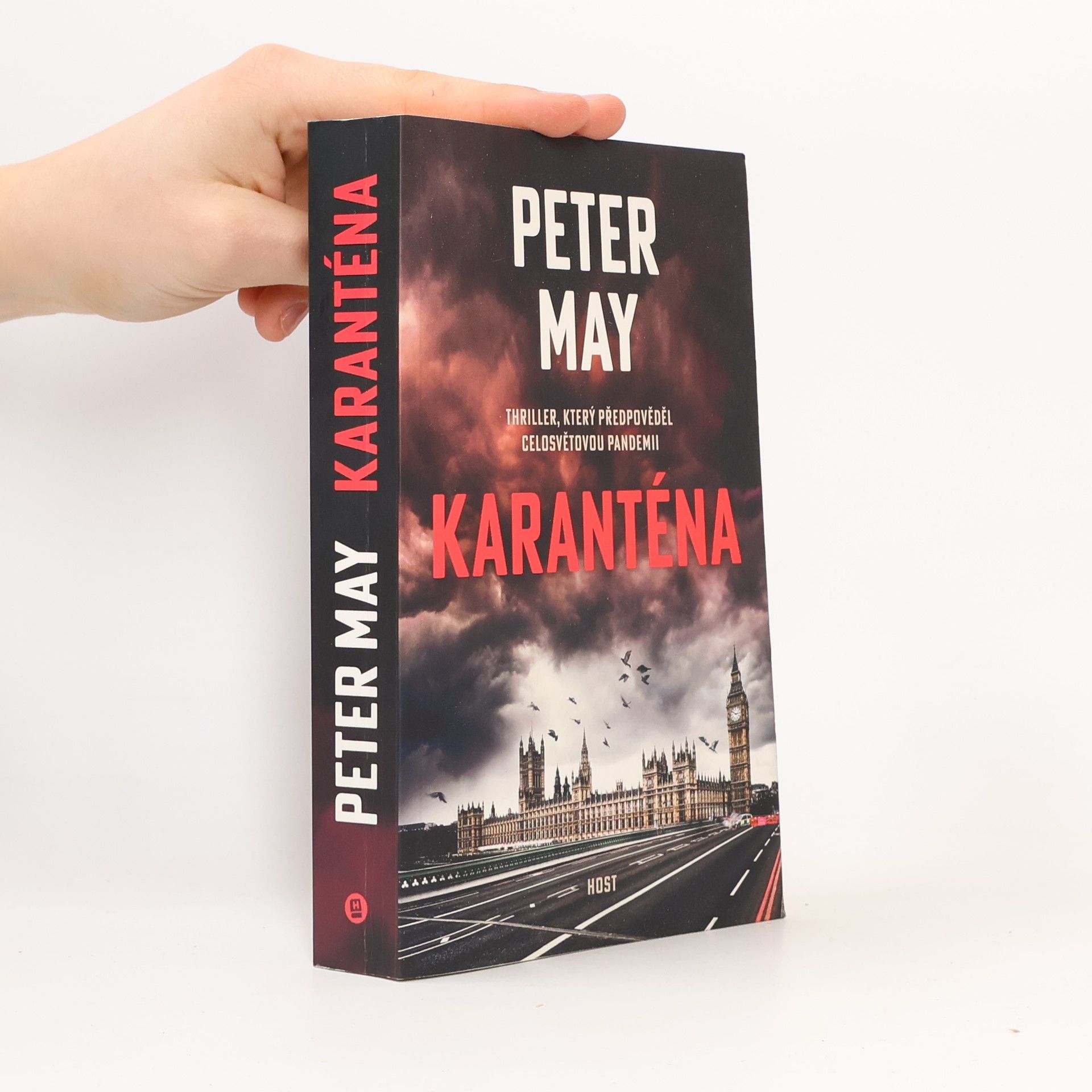 Peter May Karanténa