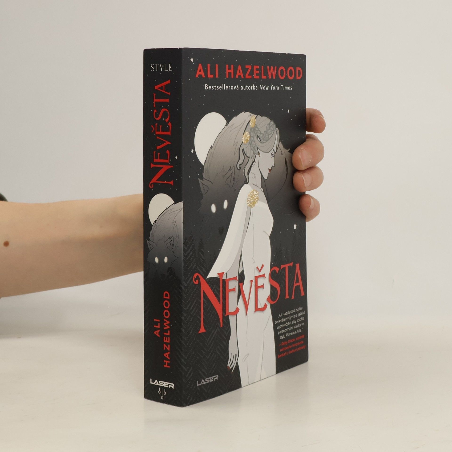 Ali Hazelwood Nevěsta