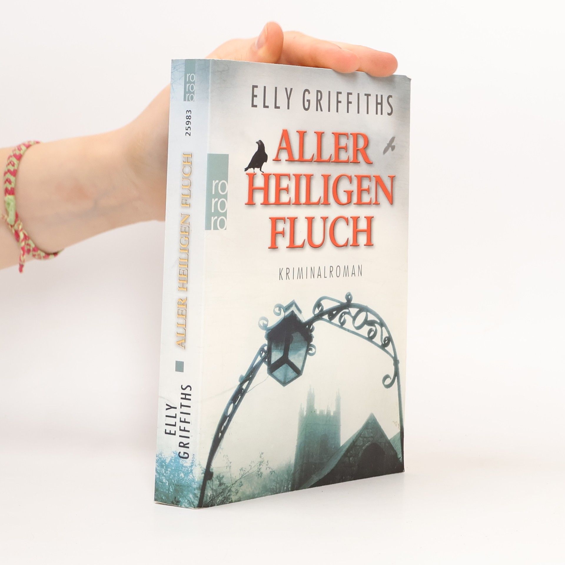 Elly Griffiths Aller Heiligen Fluch
