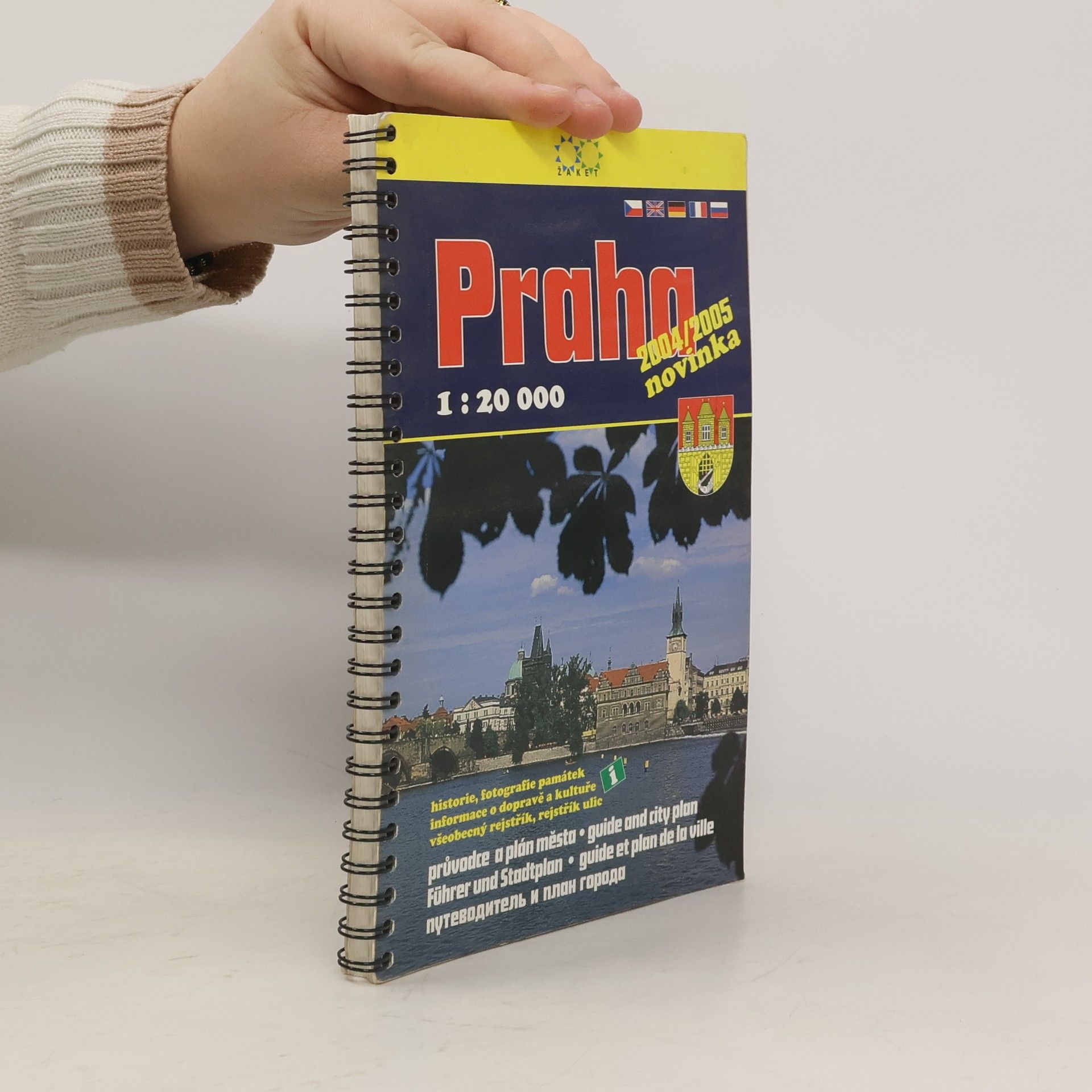 Žaket (vydavatelství) Praha : průvodce a plán města 1:20 000 : historie, fotografie památek, informace o dopravě a kultuře, všeobecný rejstřík, rejstřík ulic. 2004