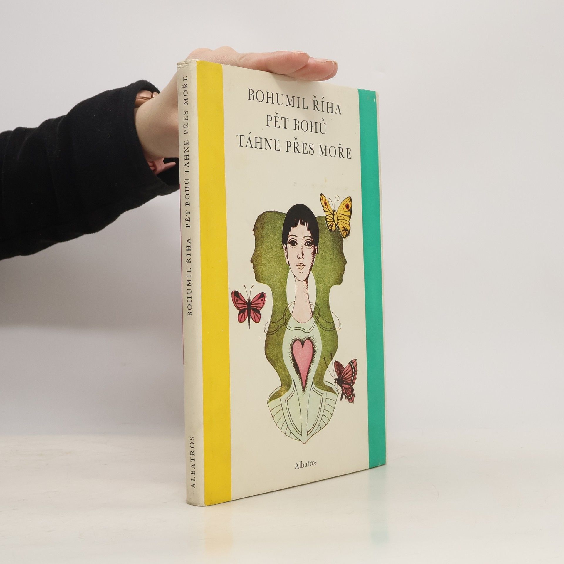 Bohumil Říha Pět bohů táhne přes moře