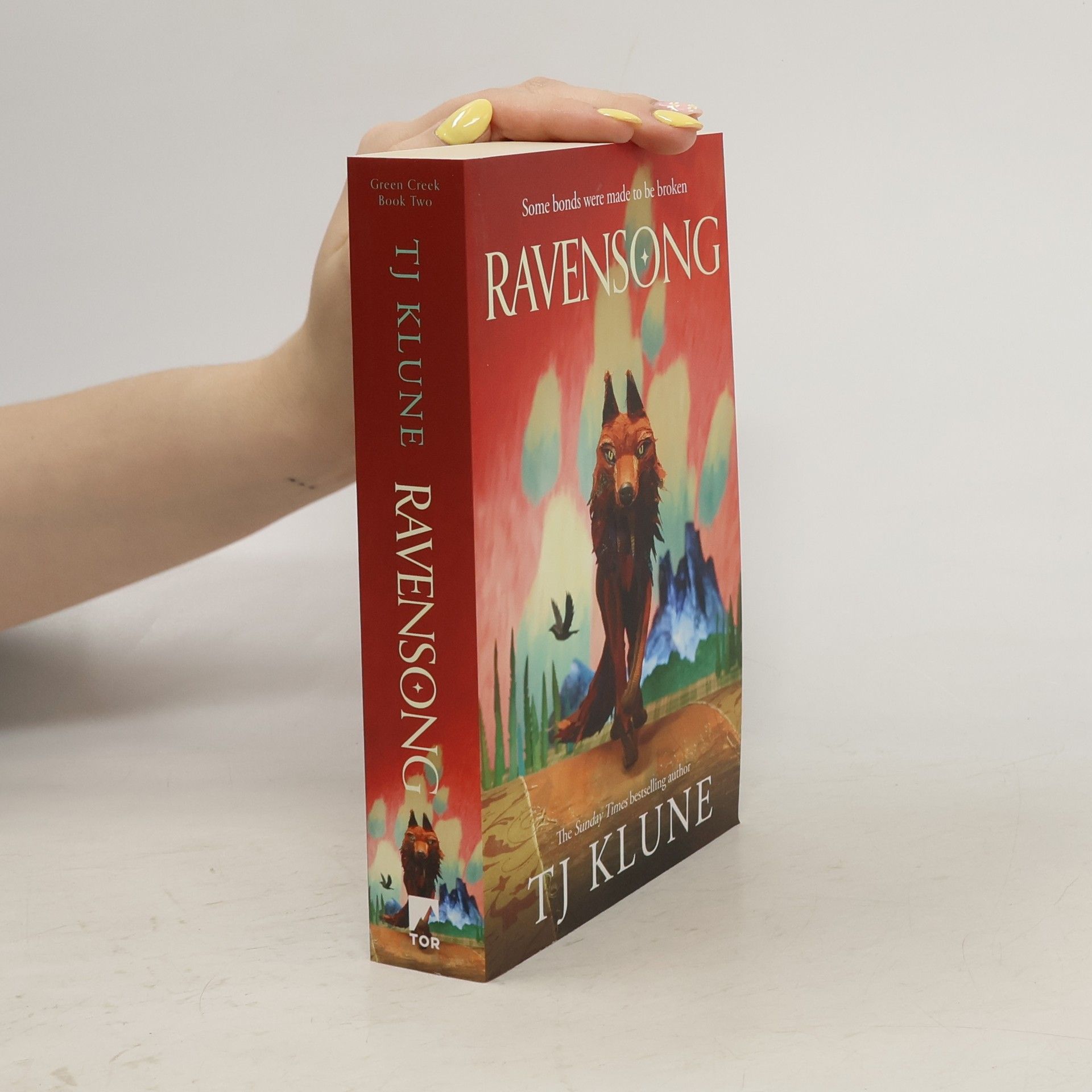 T.J. Klune Ravensong: A heart-rending werewolf shifter romance from No. 1 Sunday Times bestselling author TJ Klune