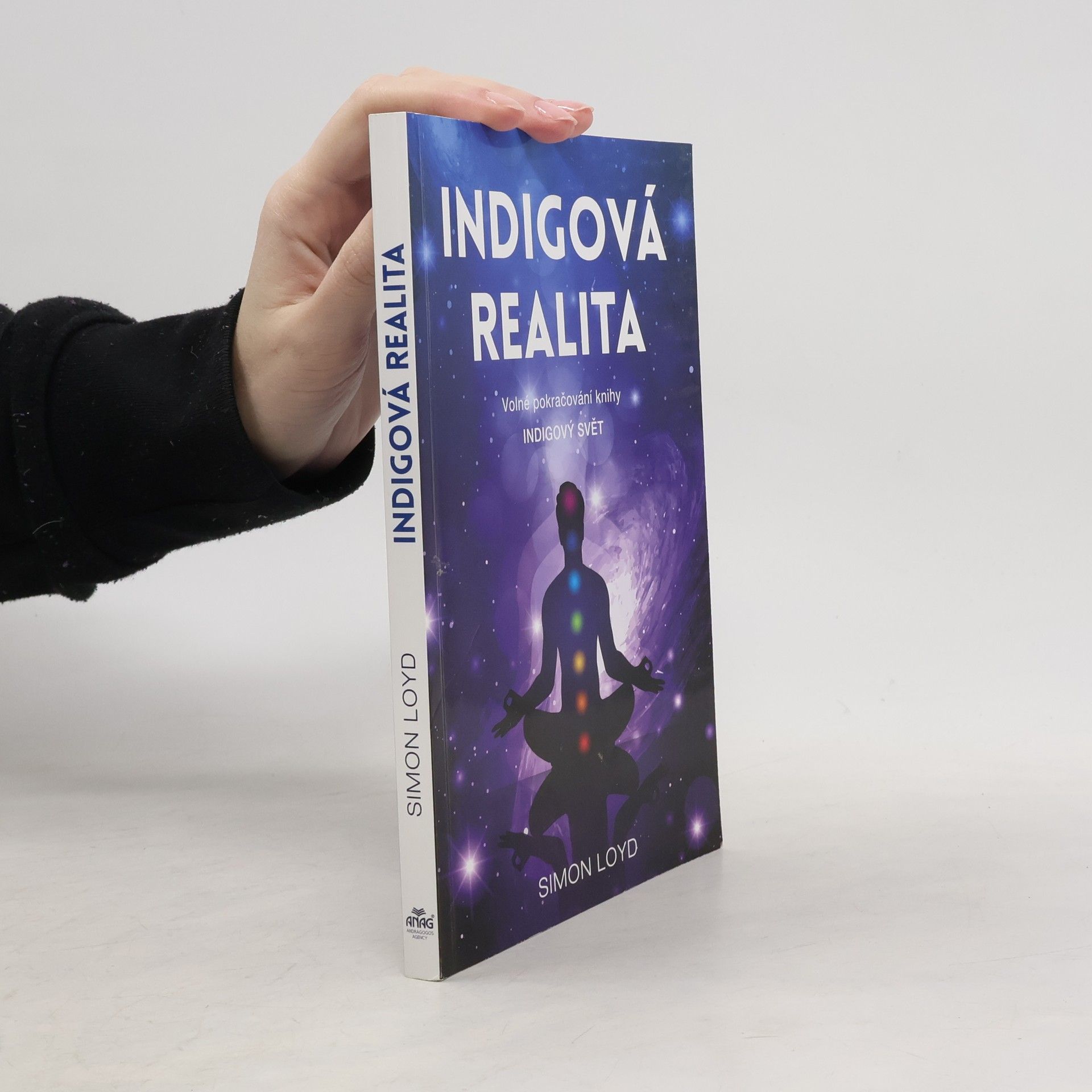 Simon Loyd Indigová realita