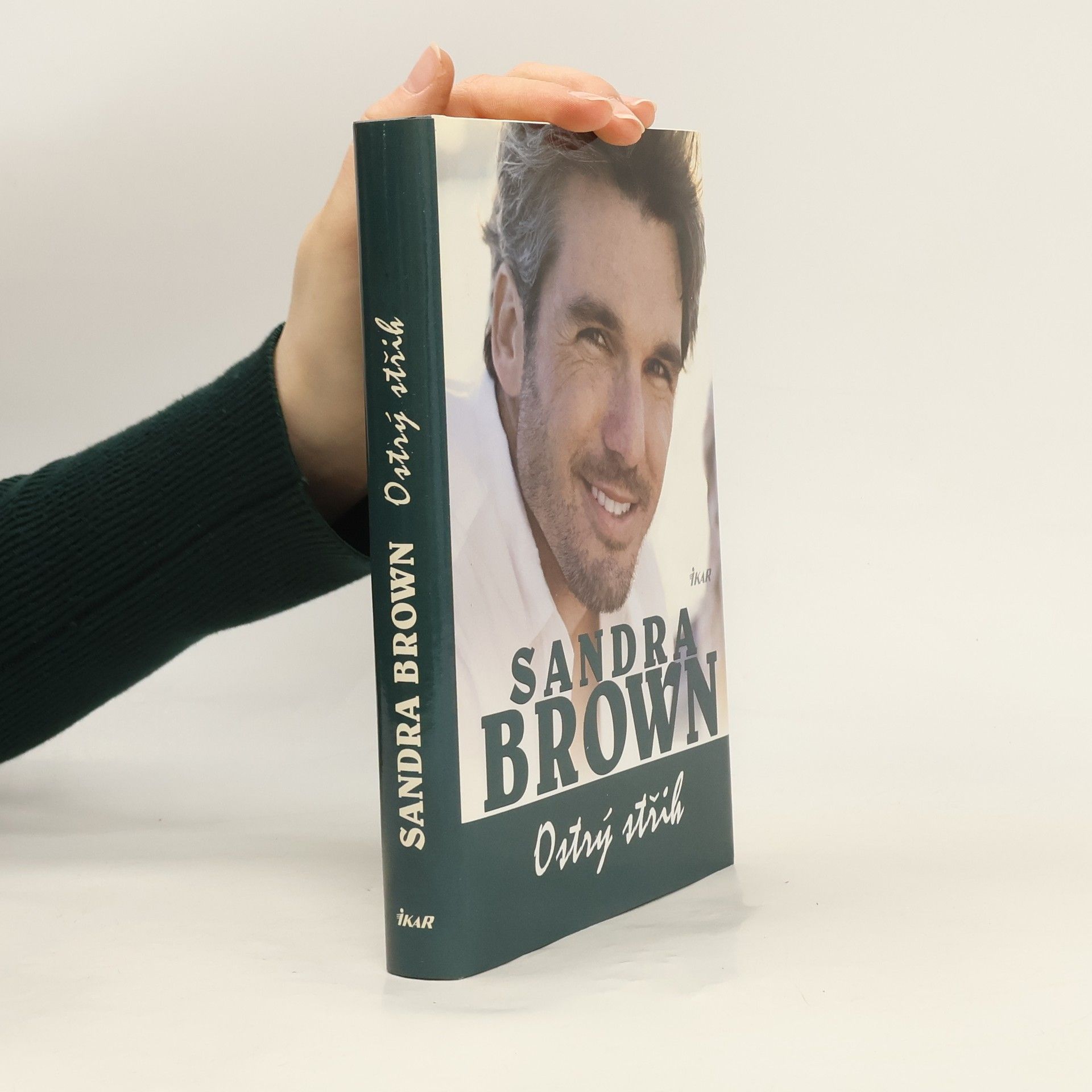 Sandra Brown Ostrý střih