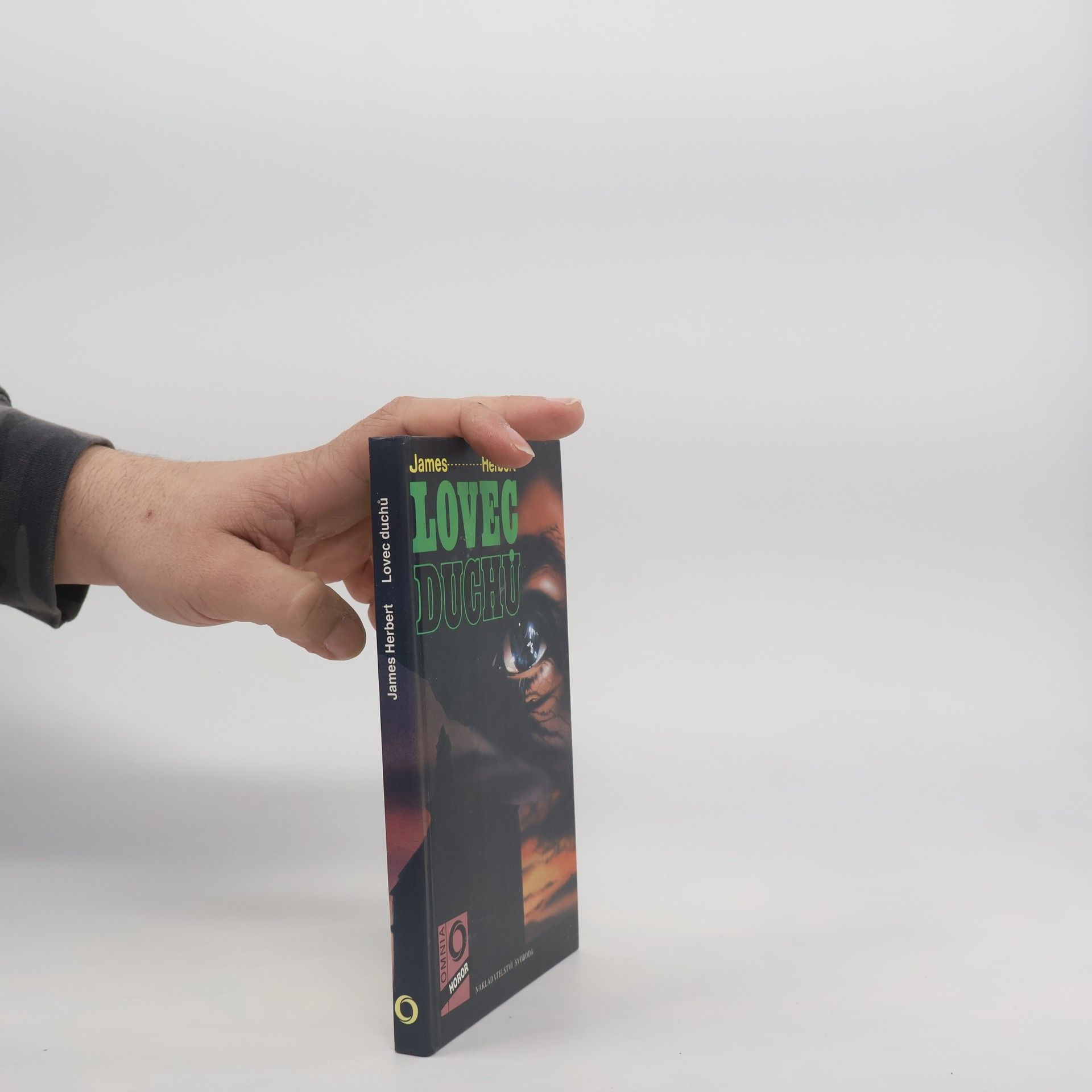 James Herbert Lovec duchů