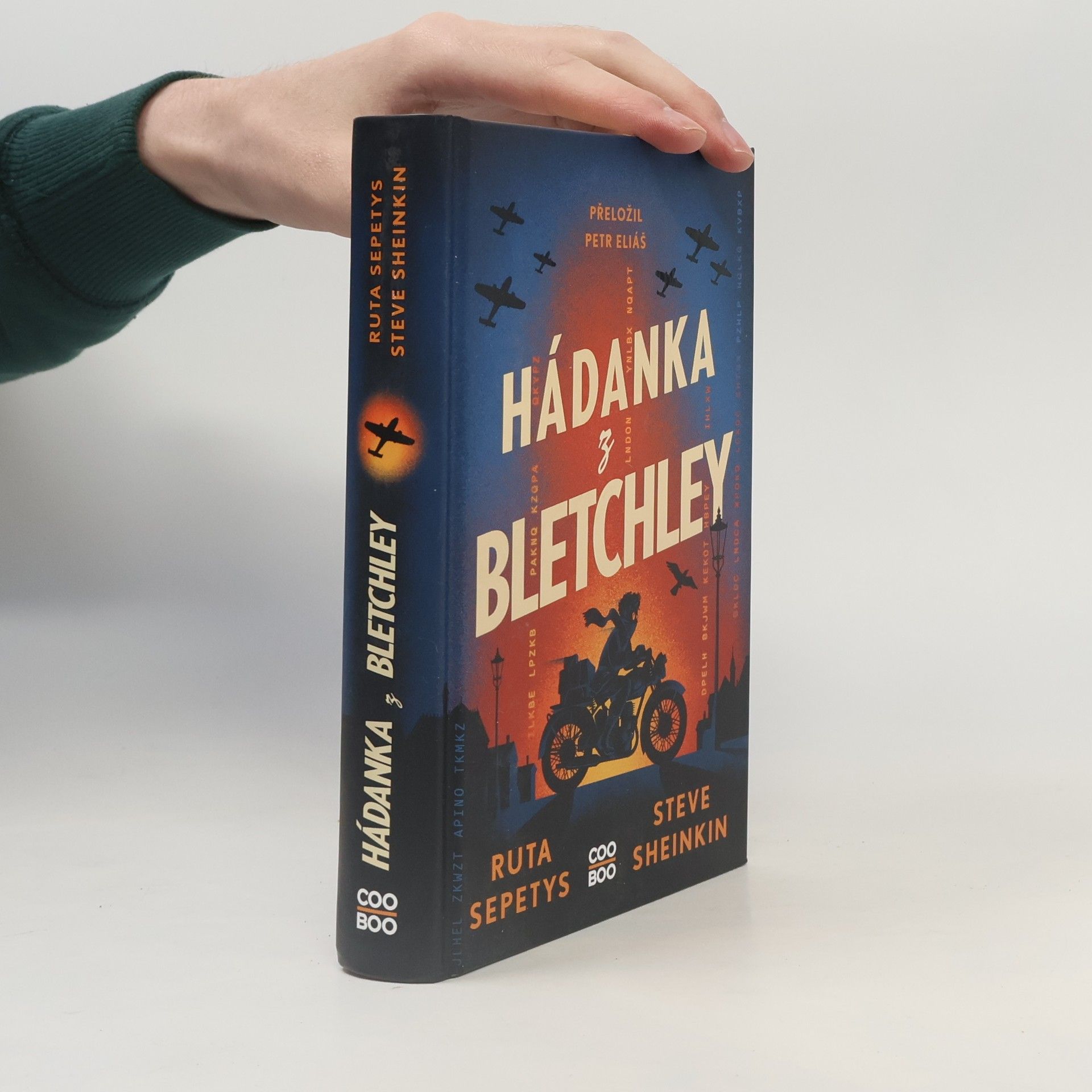 Ruta Sepetys Hádanka z Bletchley