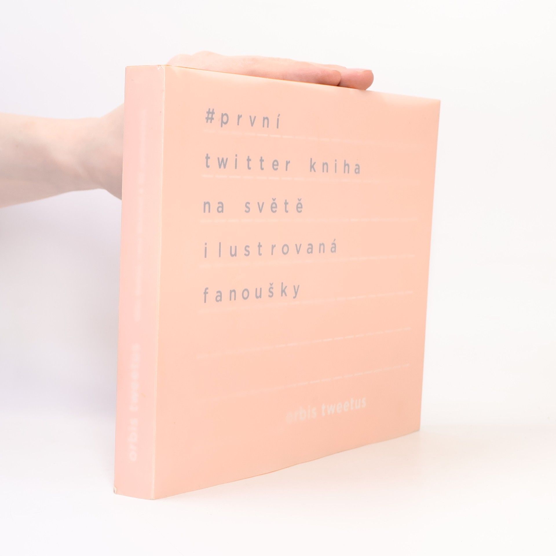 Otto Bohuš Orbis tweetus. První twitter kniha na světě ilustrovaná fanoušky