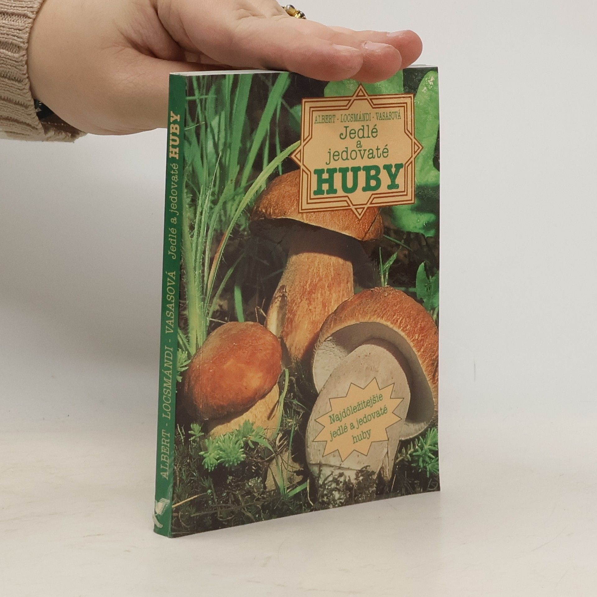 László Albert Jedlé a jedovaté huby