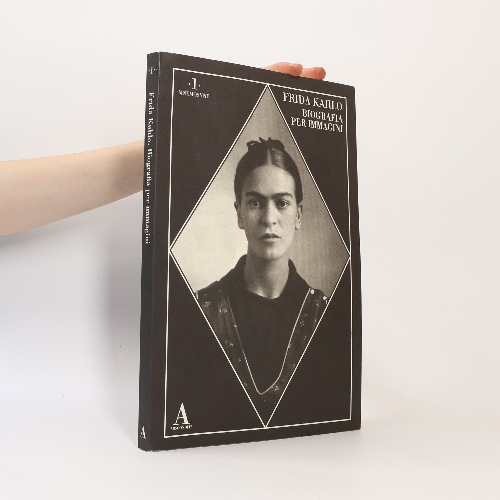 Margaret Hooks Frida Kahlo. Biografia per immagini