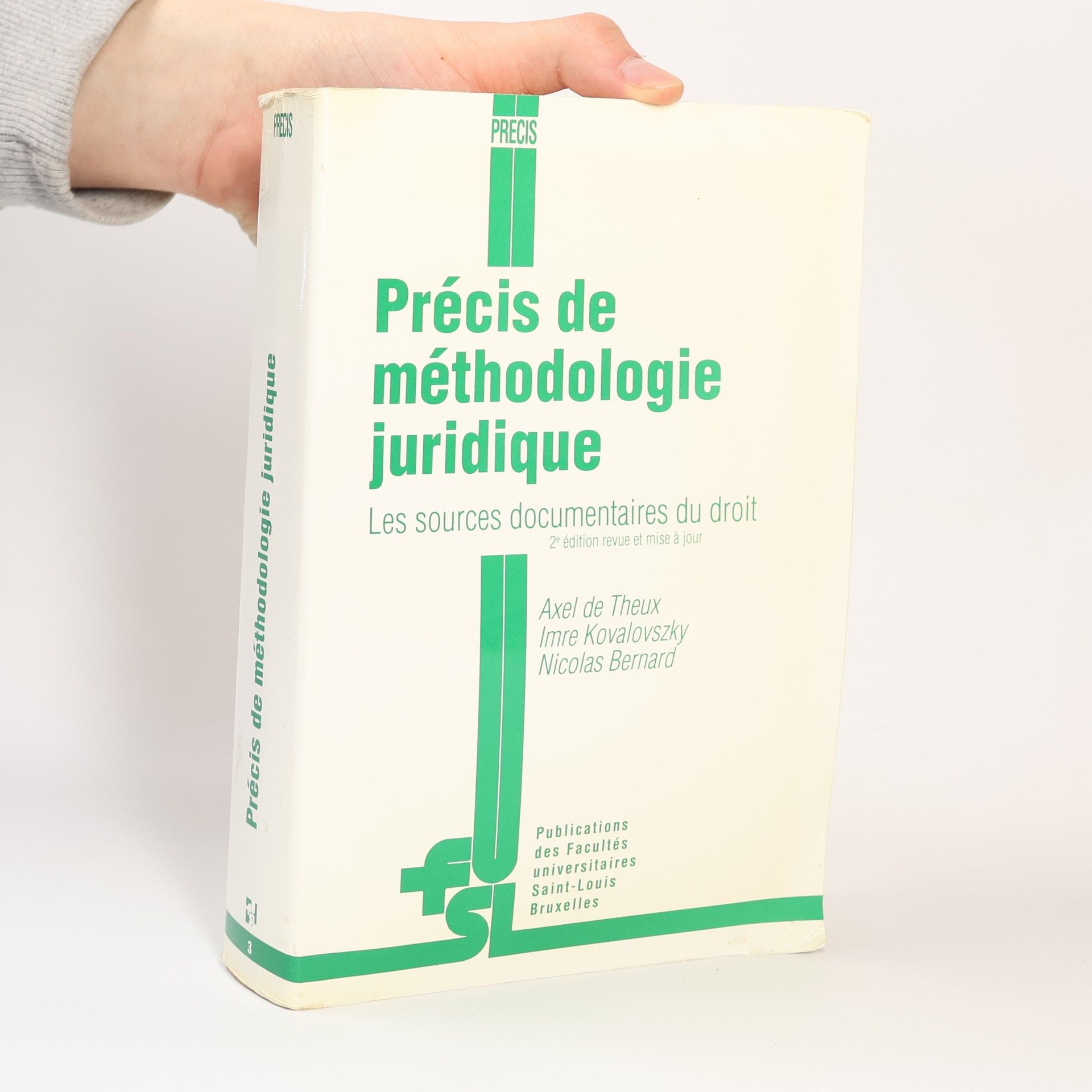 Précis de méthodologie juridique