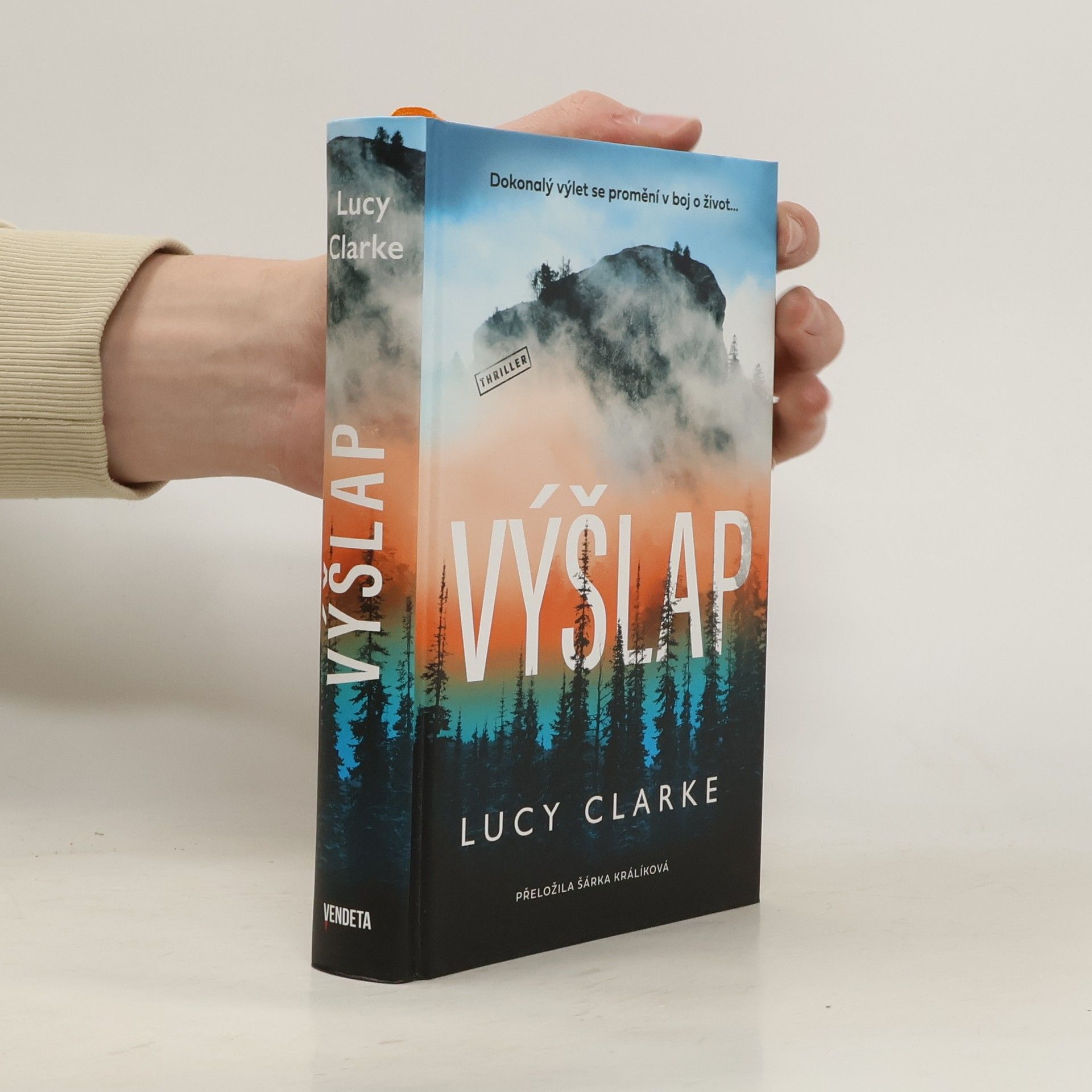 Lucy Clarke Výšlap