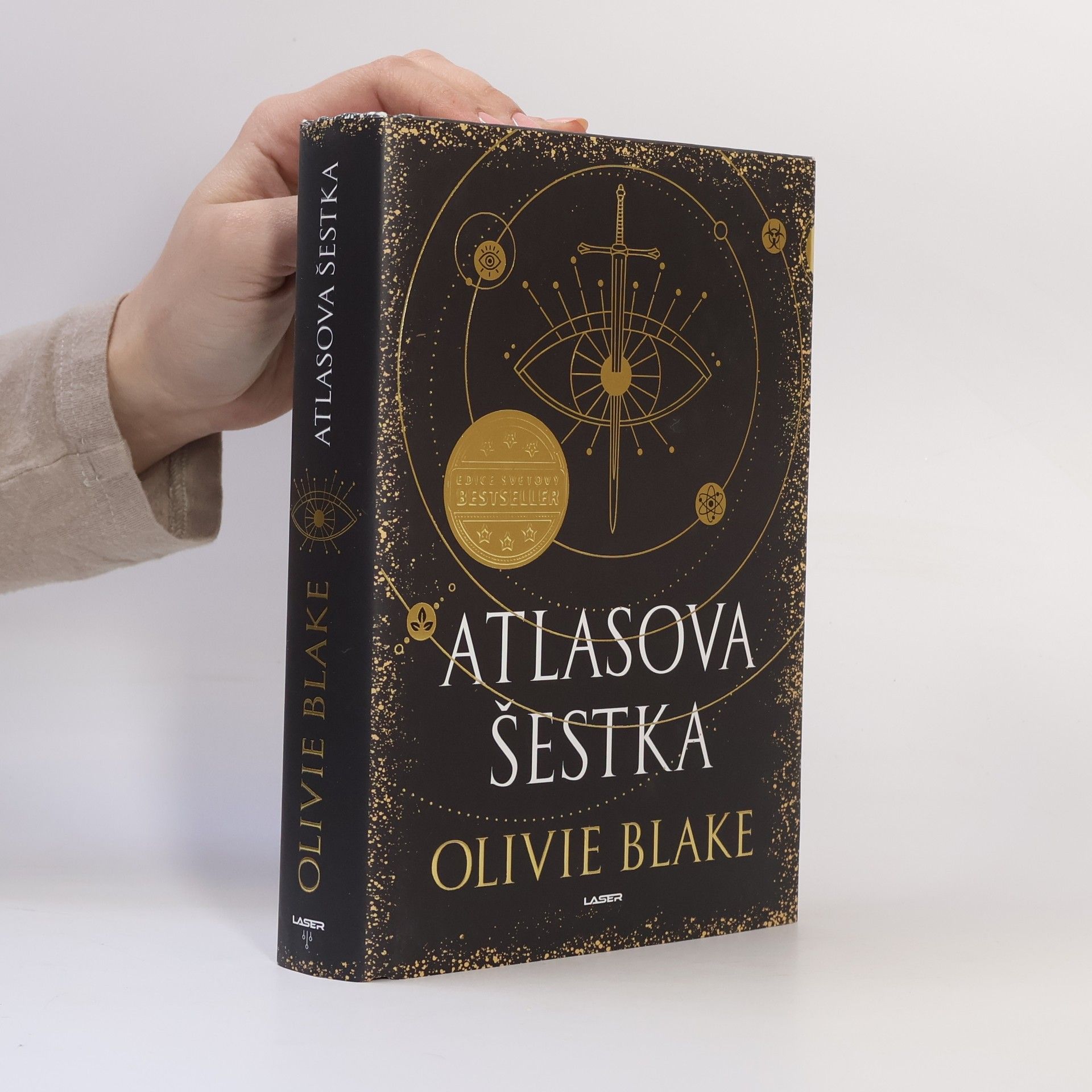 Olivie Blake Atlasova šestka