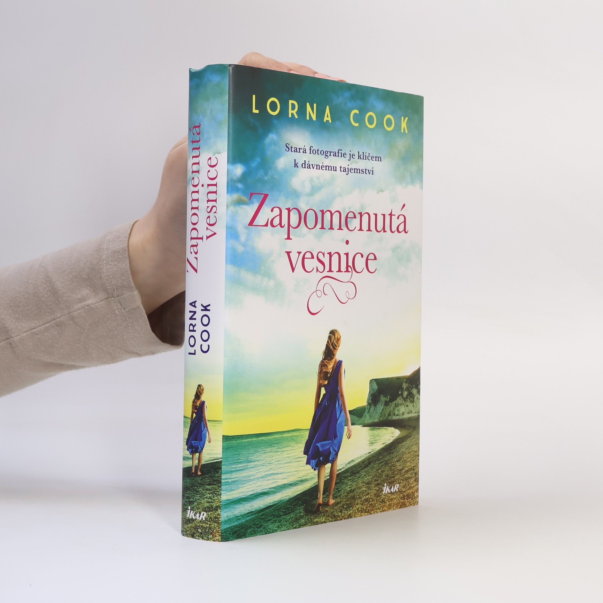 Lorna Cook Zapomenutá vesnice