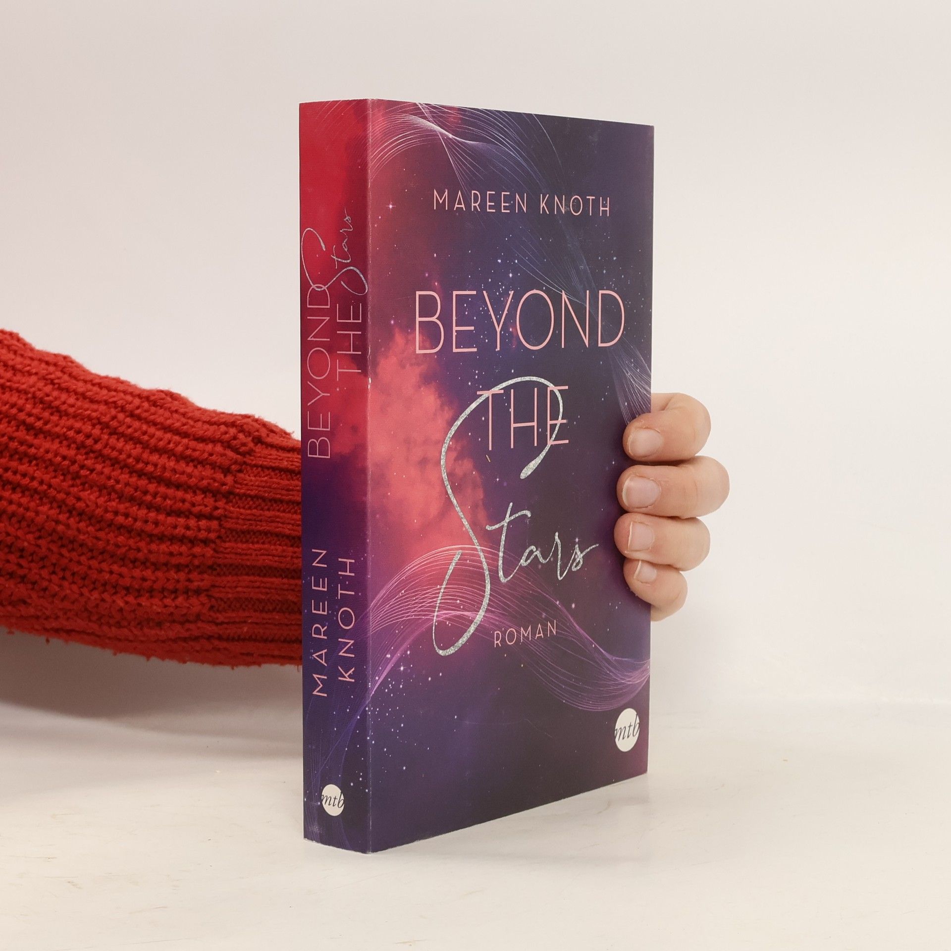 Mareen Knoth Beyond the stars