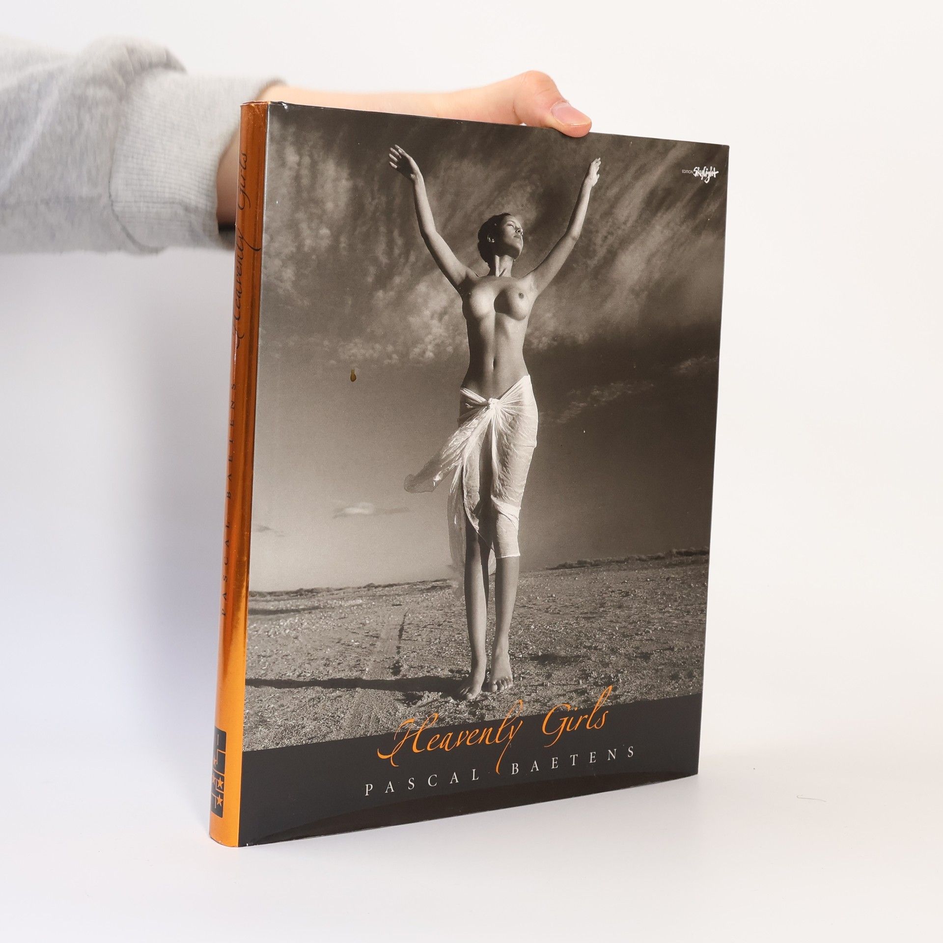 Pascal Baetens Heavenly girls
