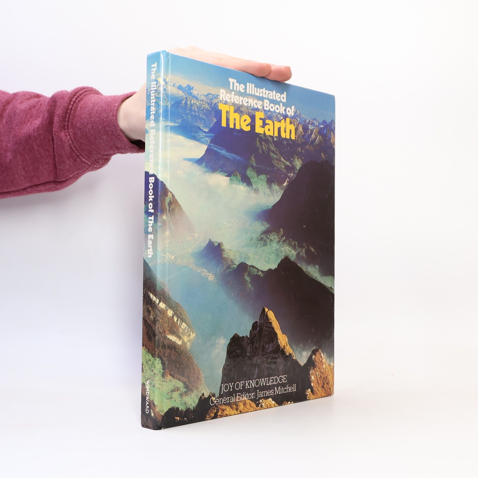 James Mitchell The Illustrated Reference Book of the Earth