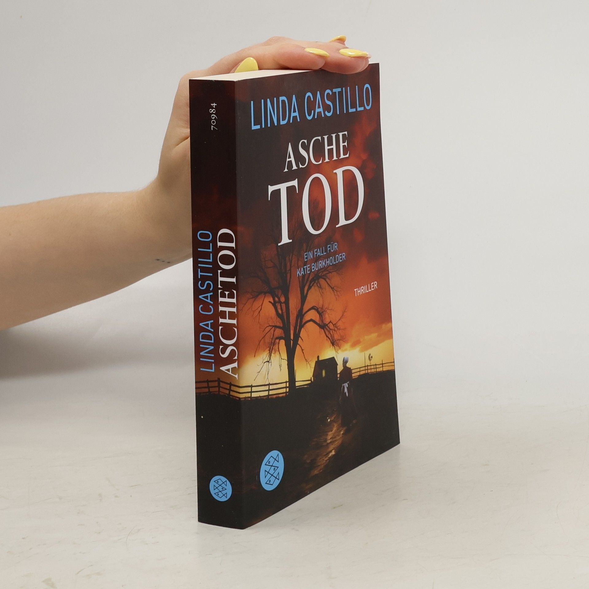 Linda Castillo Aschetod