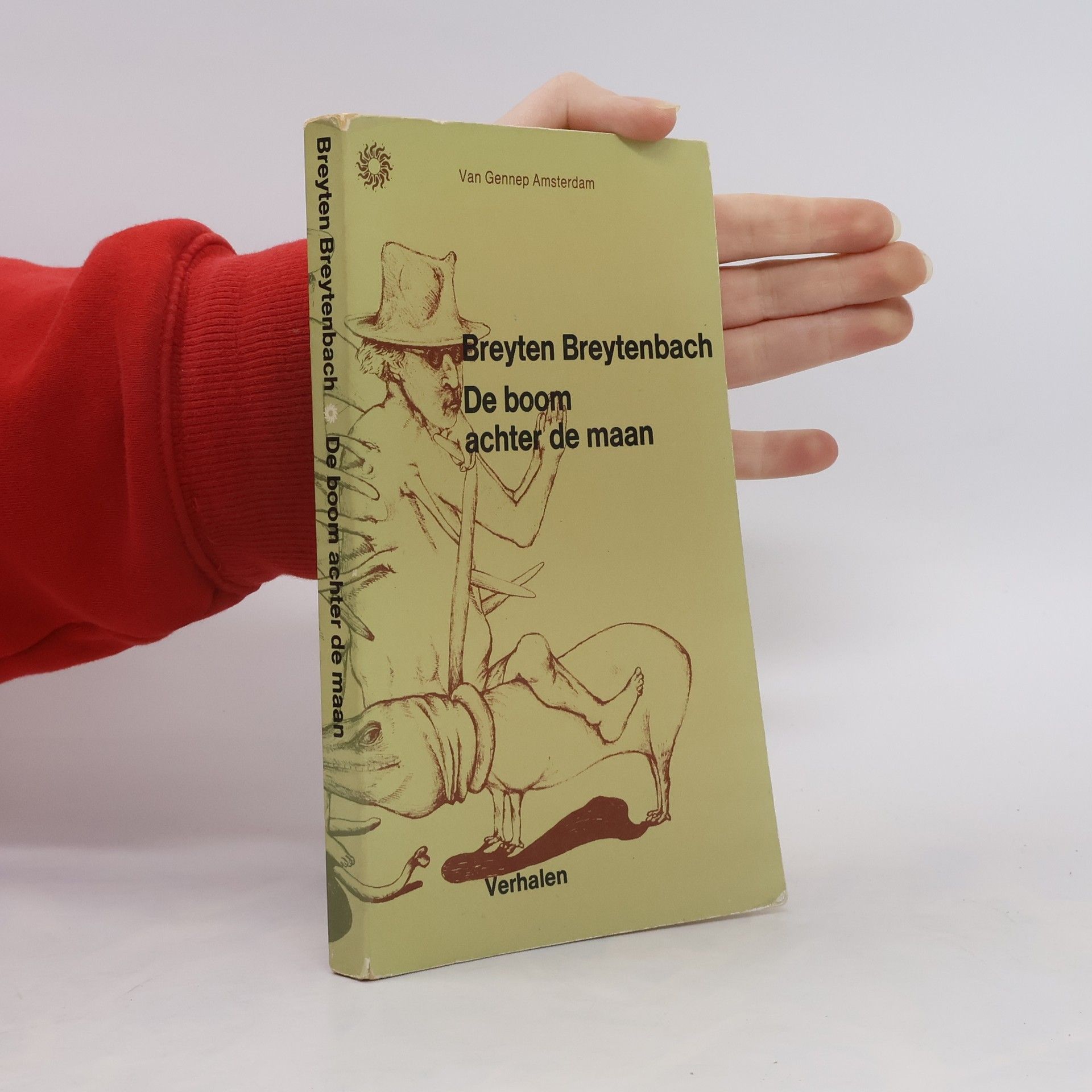 De boom achter de maan