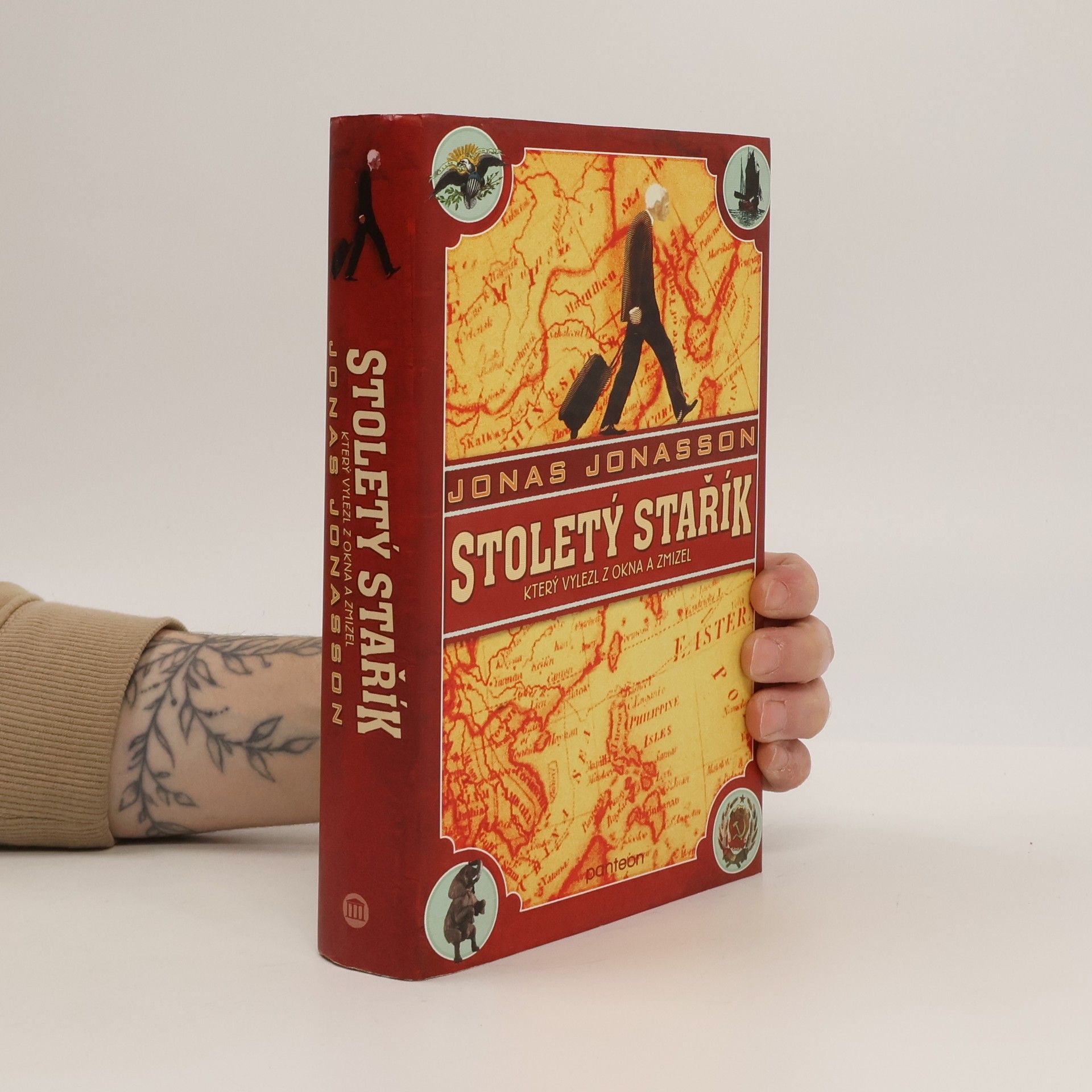 Jonas Jonasson Stoletý stařík, který vylezl z okna a zmizel