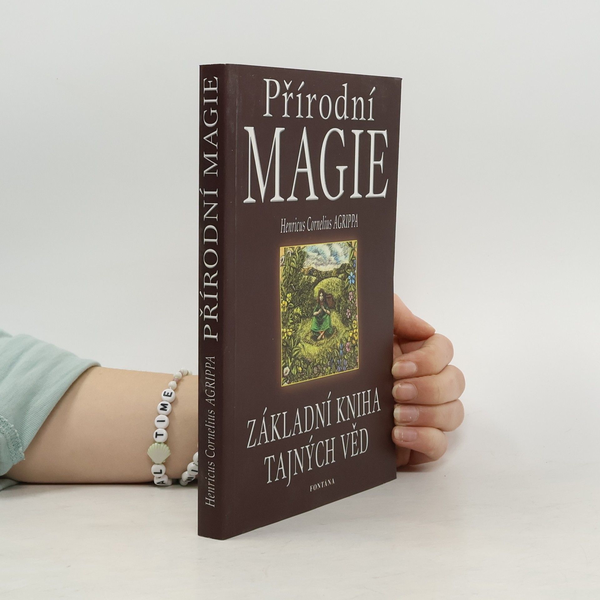 Heinrich Cornelius Agrippa von Nettesheim Přírodní magie. Základní kniha tajných věd