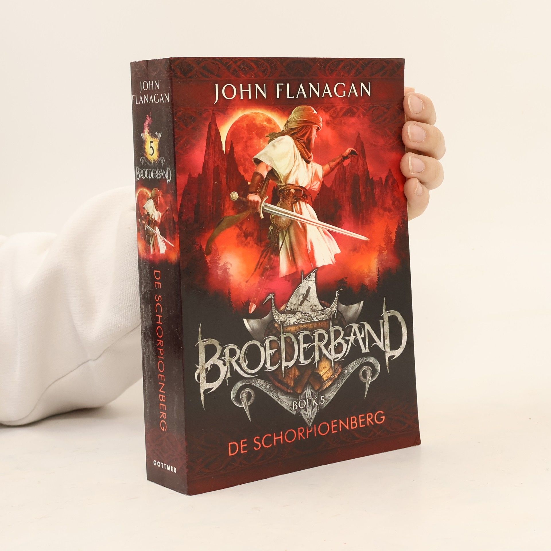 John Flanagan Broederband - 5: De Schorpioenberg