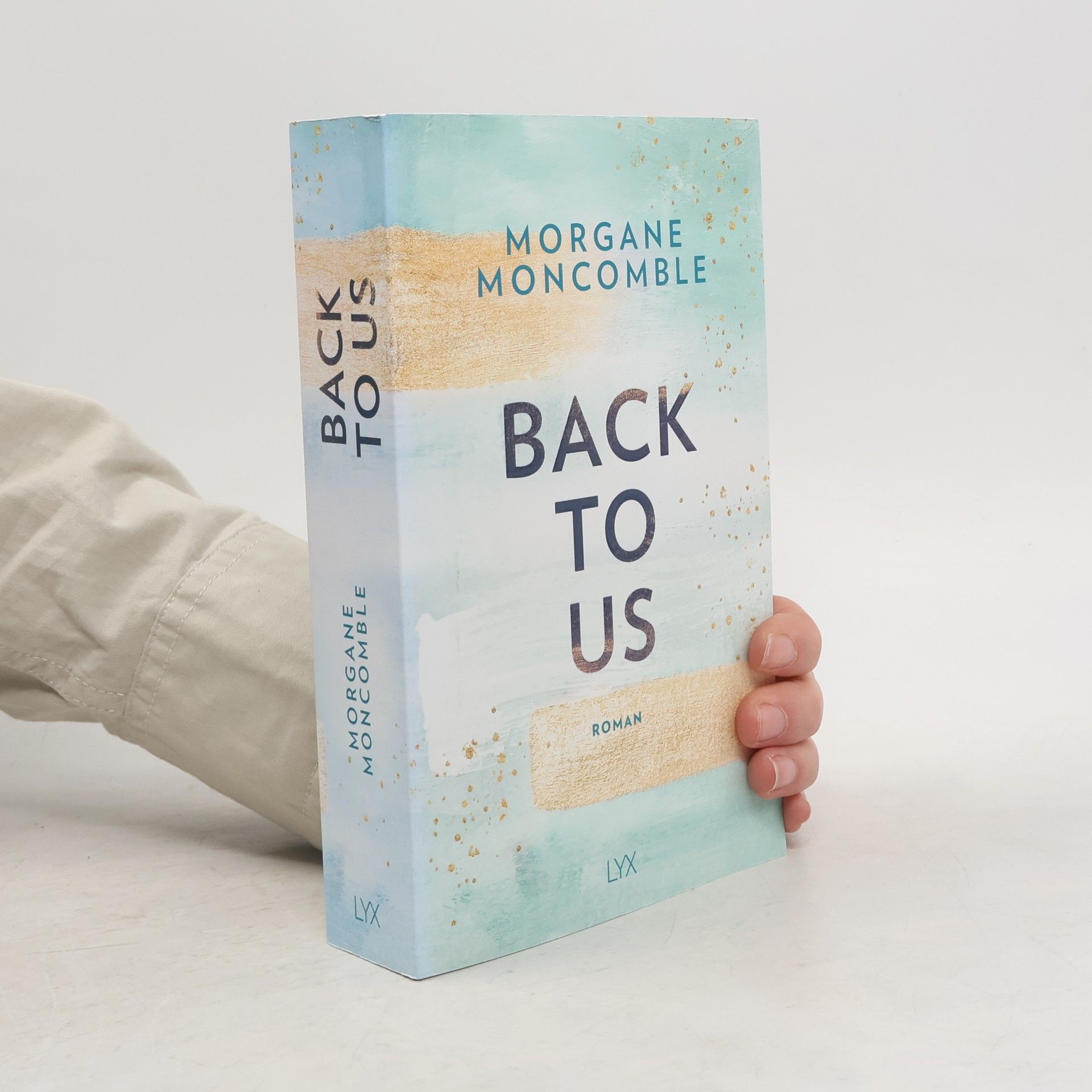 Morgane Moncomble Back to us