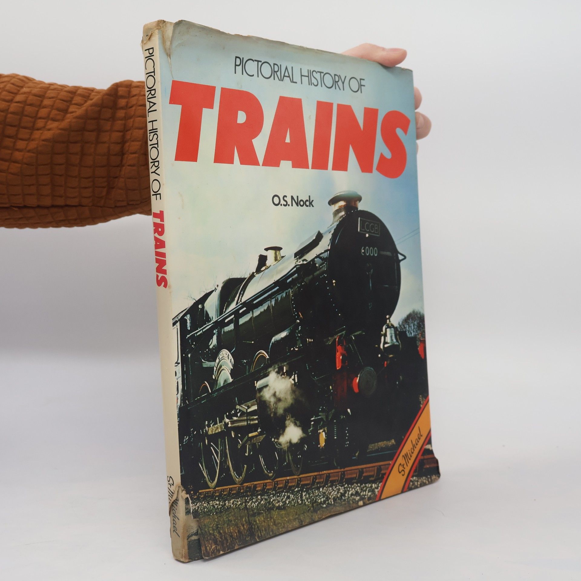 O. S. Nock Pictorial history of trains