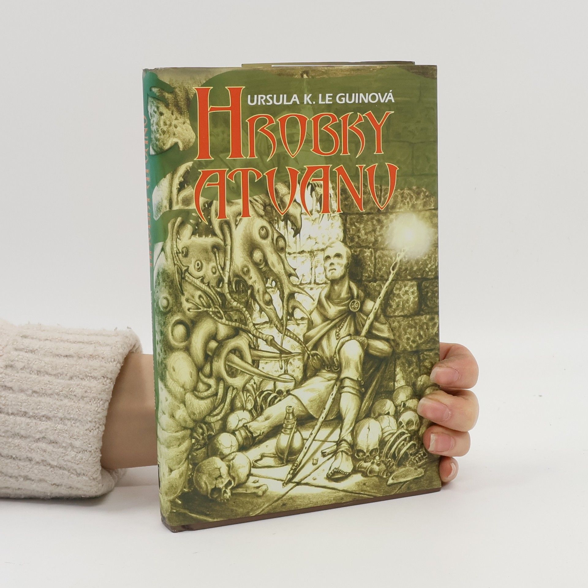 Ursula K. Le Guin Hrobky Atuanu