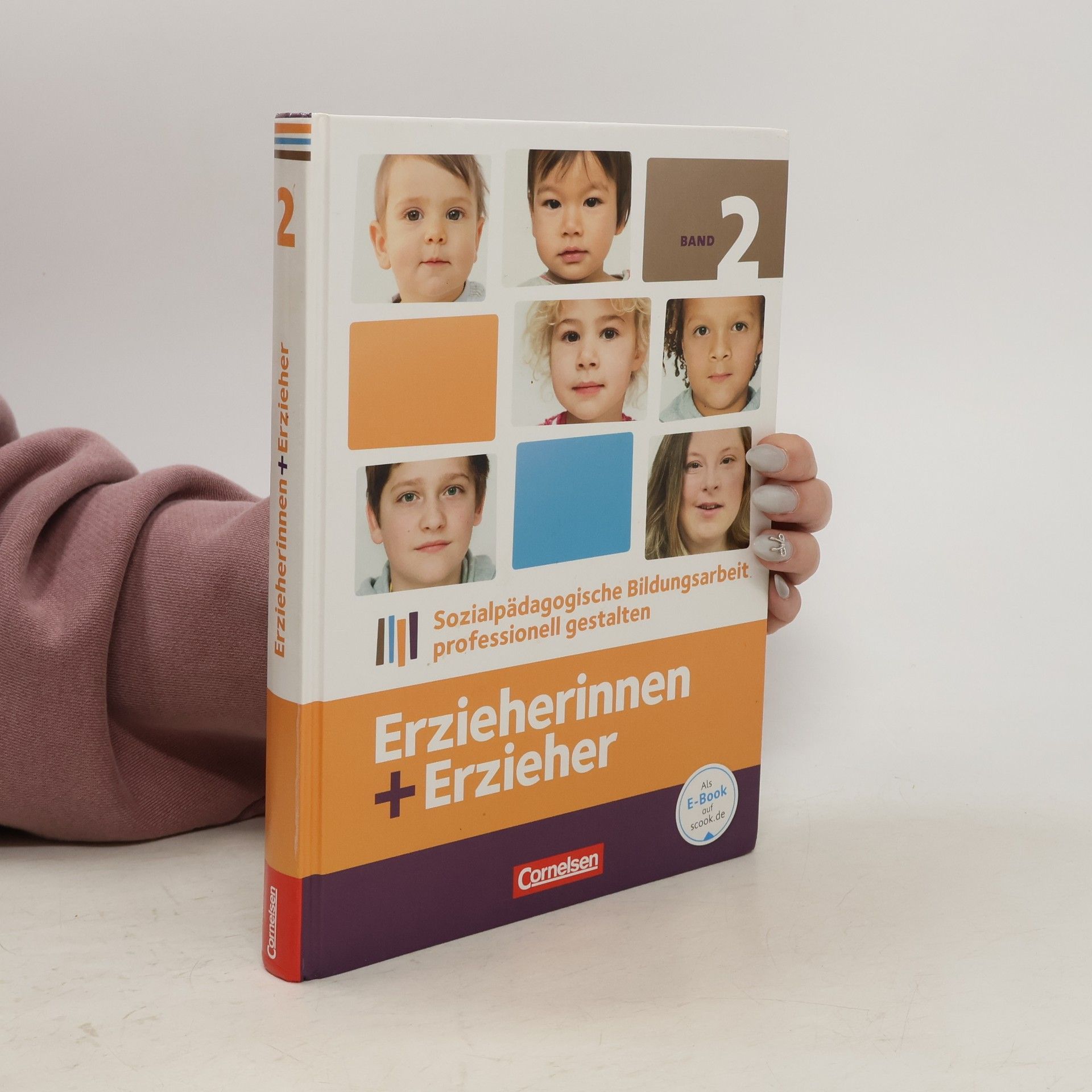 Various authors Erzieherinnen + Erzieher