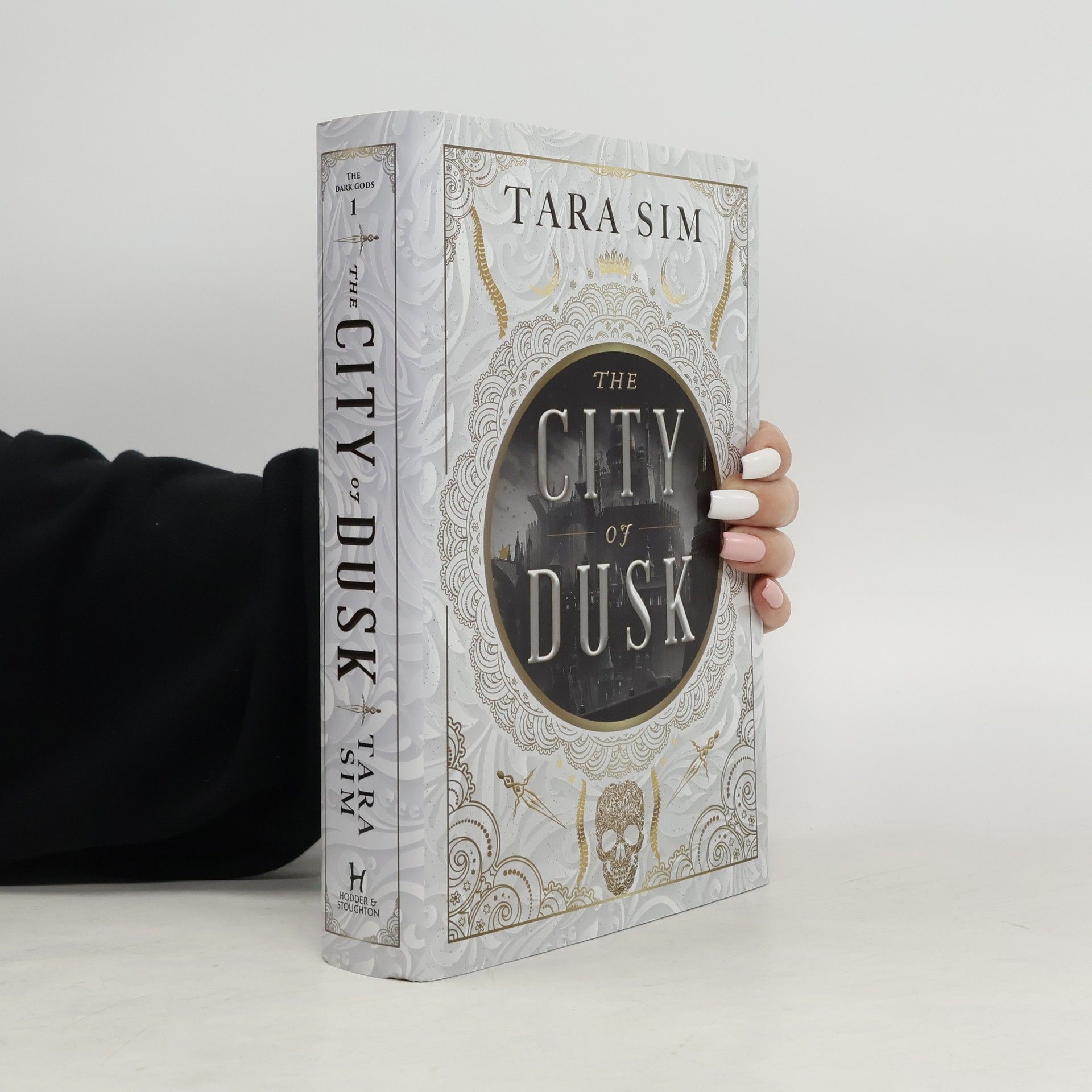 Tara Sim The Dark Gods 1. The City of Dusk