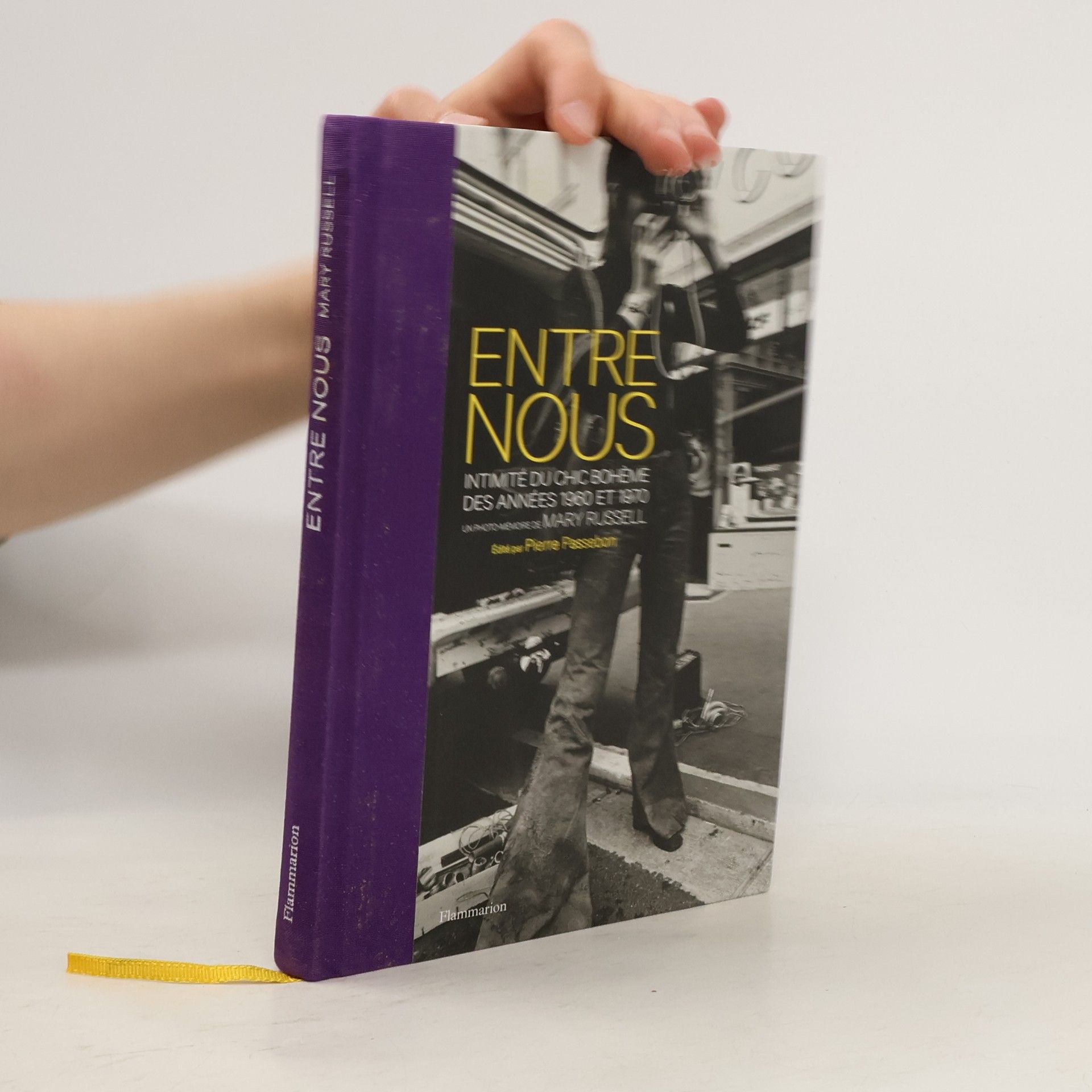 Mary Russell Entre nous